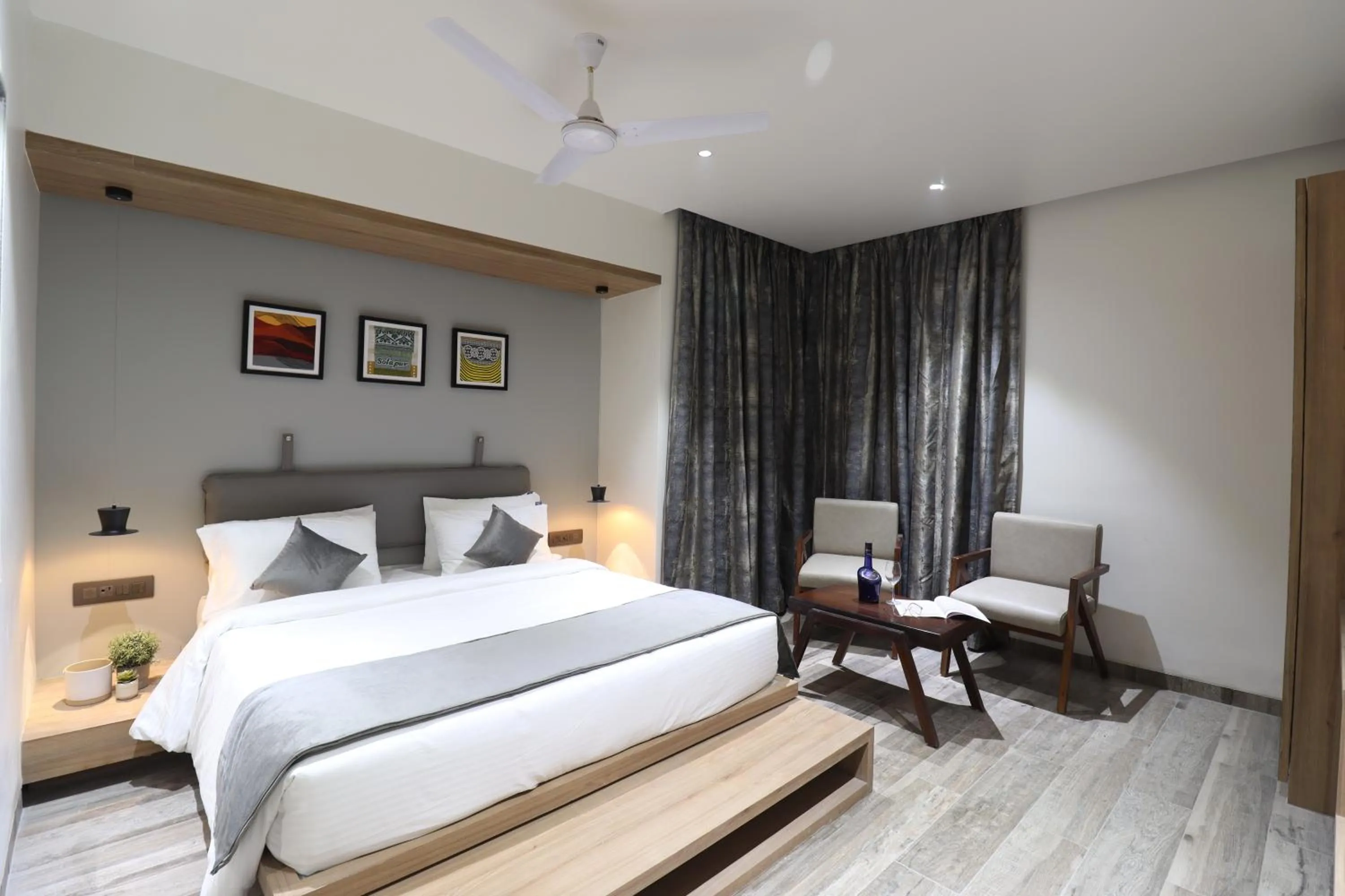 Bed in Hotel Chitra Executive
