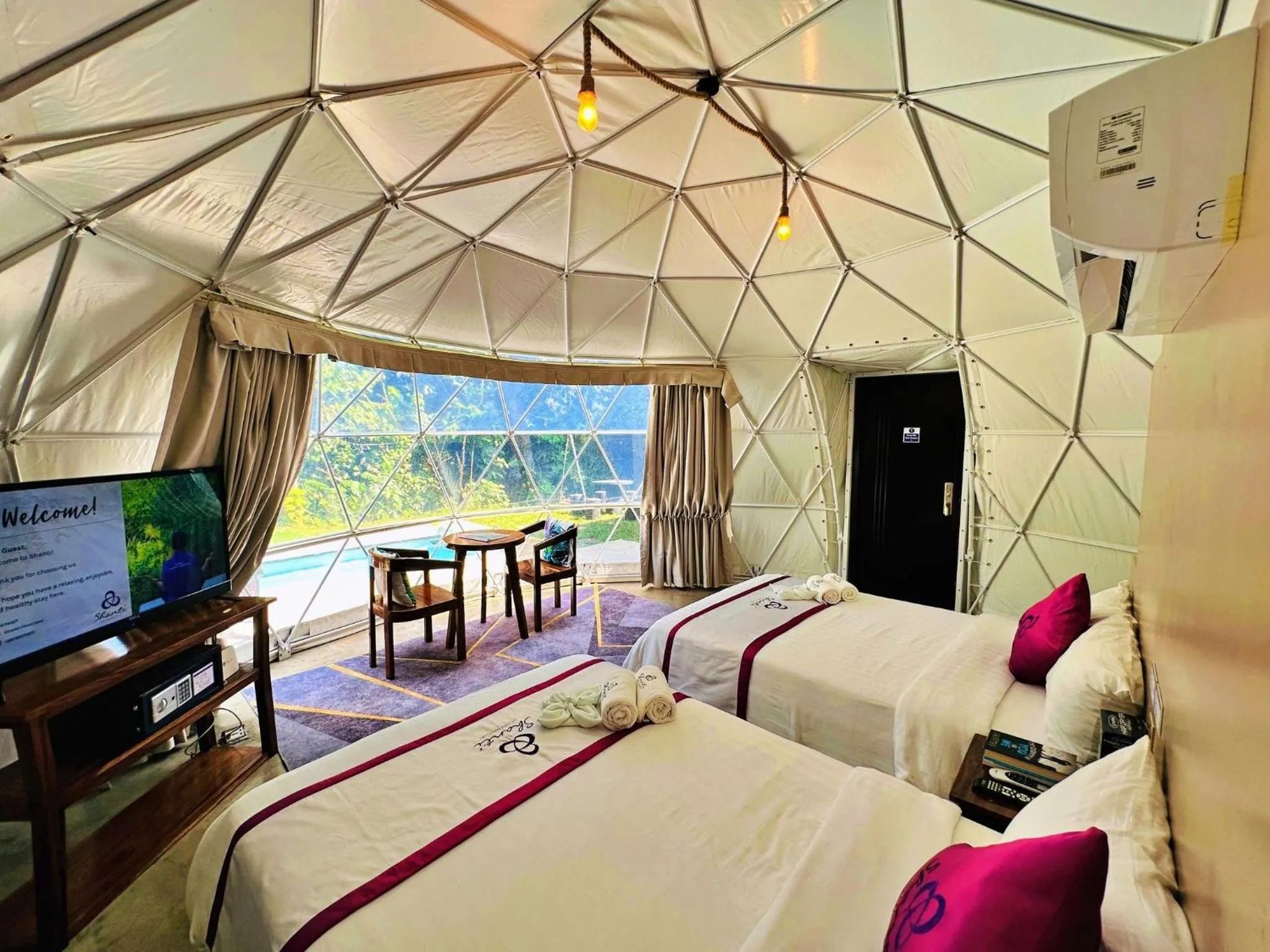 Bed in Shanti Wellness Sanctuary