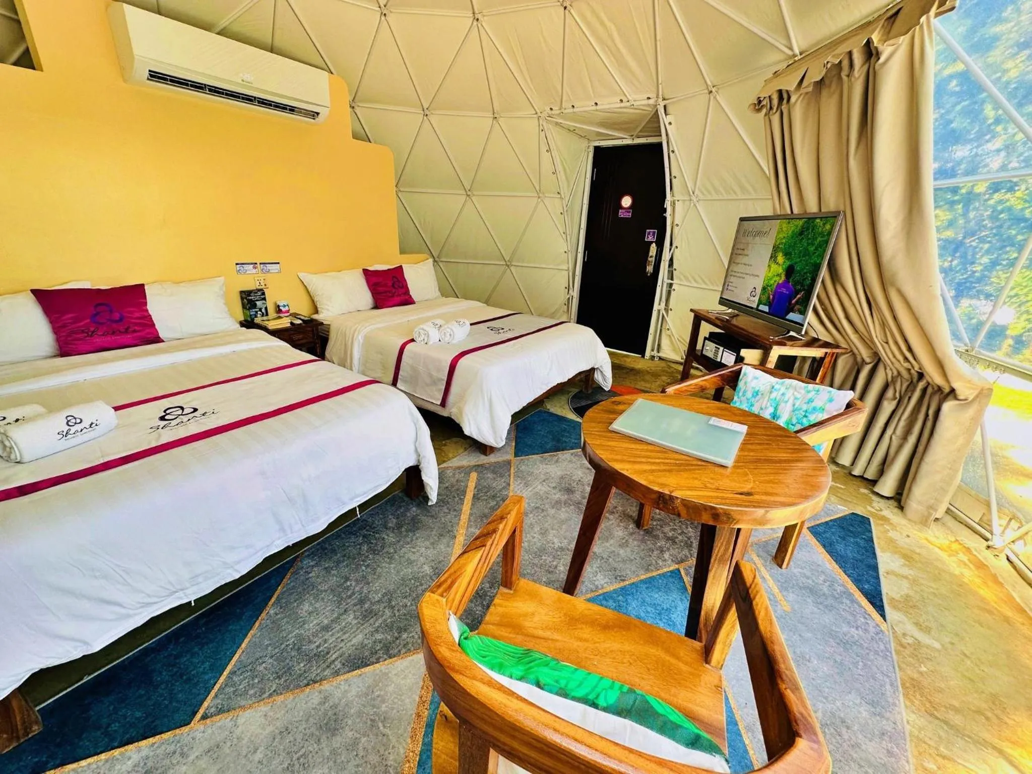 Bed in Shanti Wellness Sanctuary