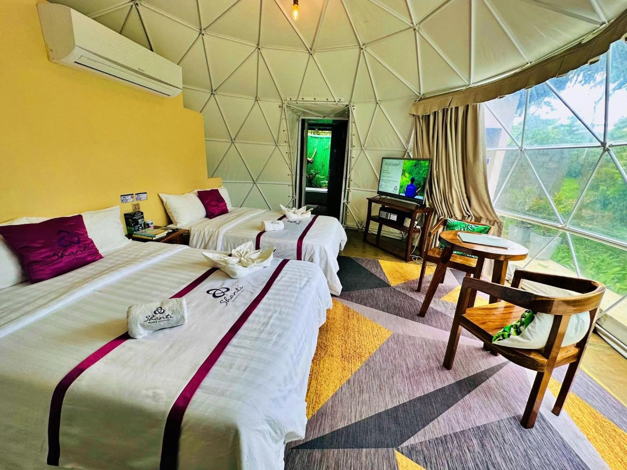 Bed in Shanti Wellness Sanctuary