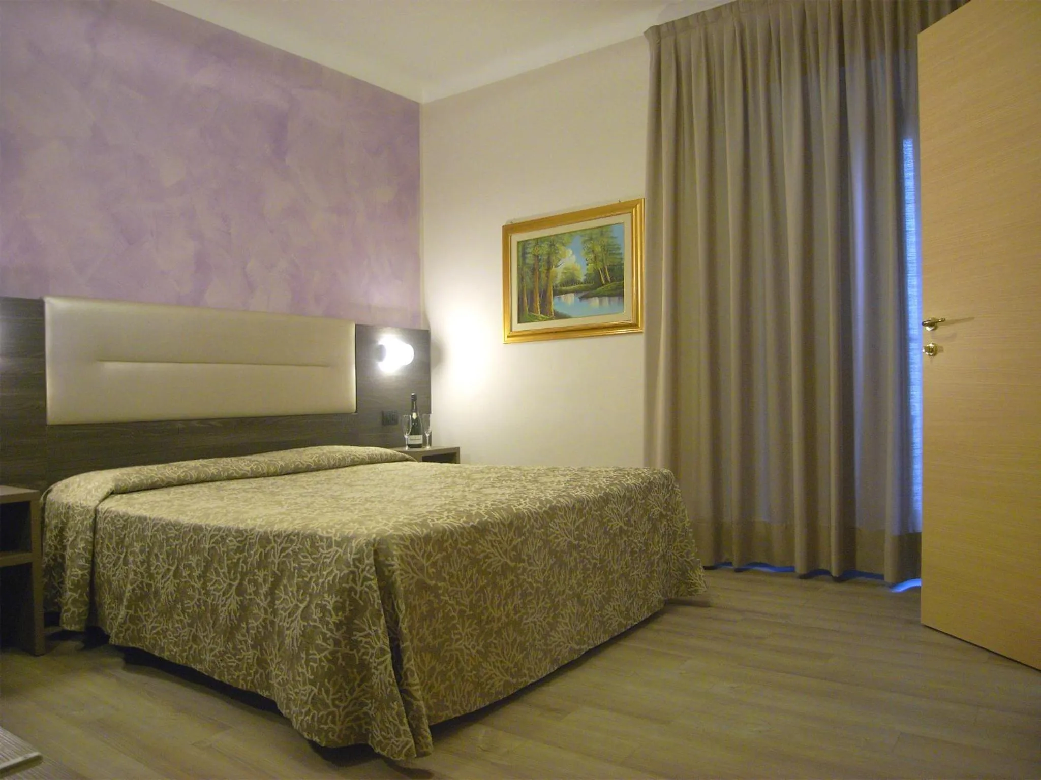 Bed in Hotel Siena