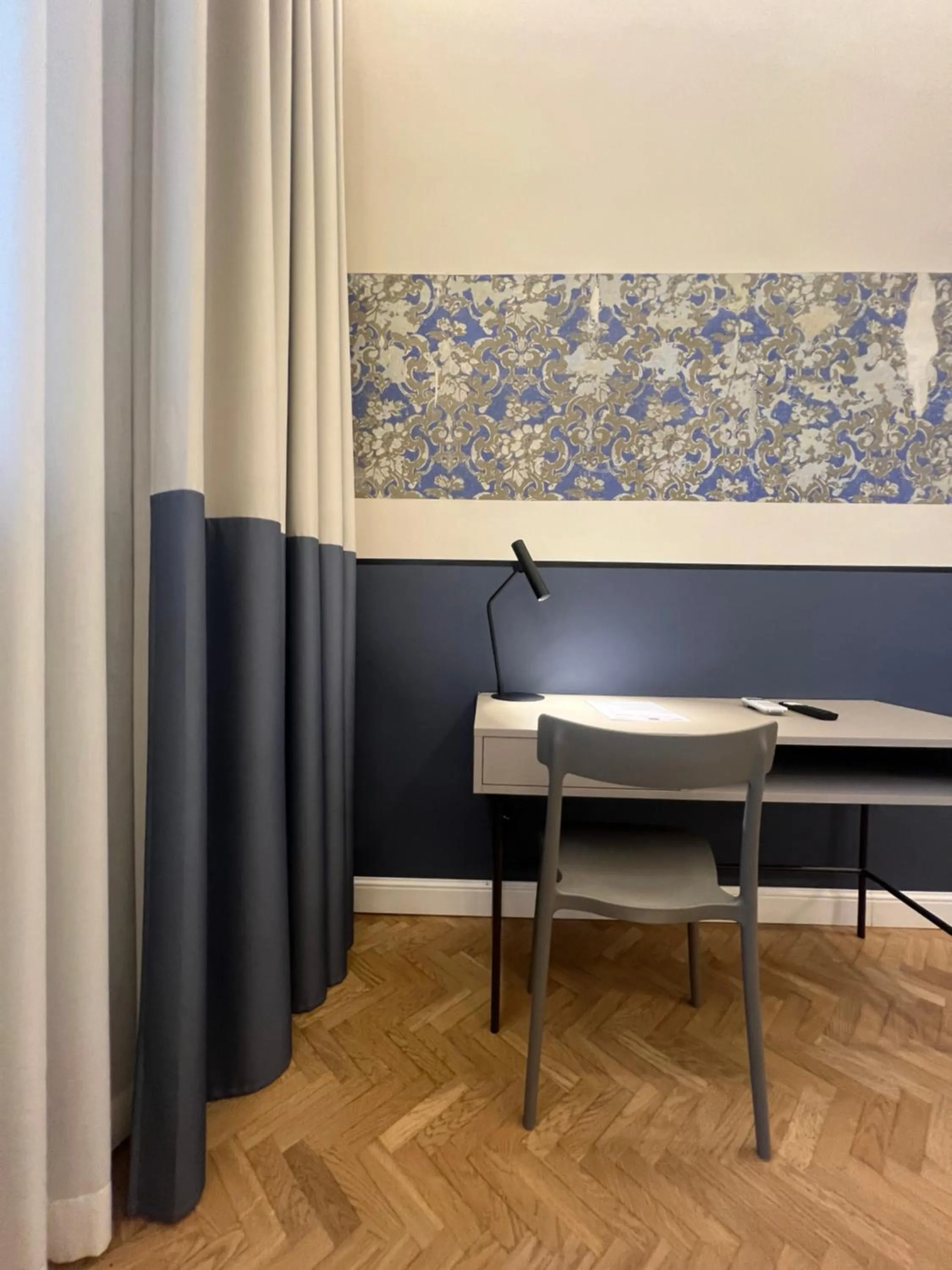 Bedroom in Hotel Il Sole