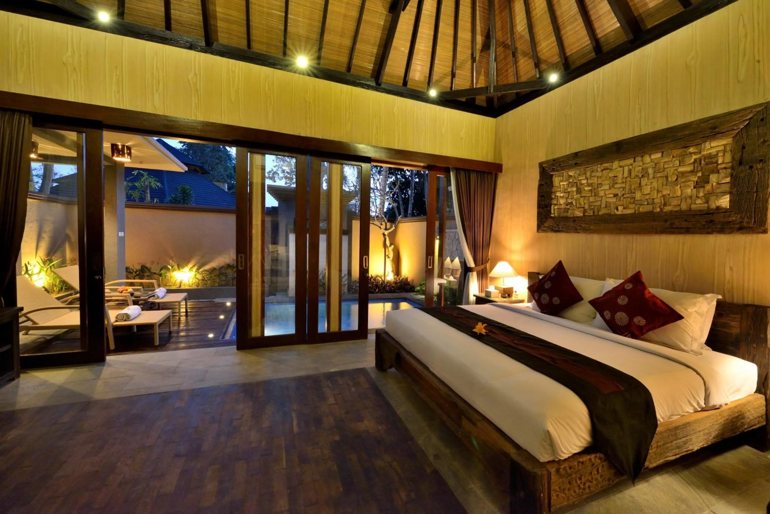 Photo of the whole room, Bed in Gino Feruci Villa Ubud by KAGUM Hotels