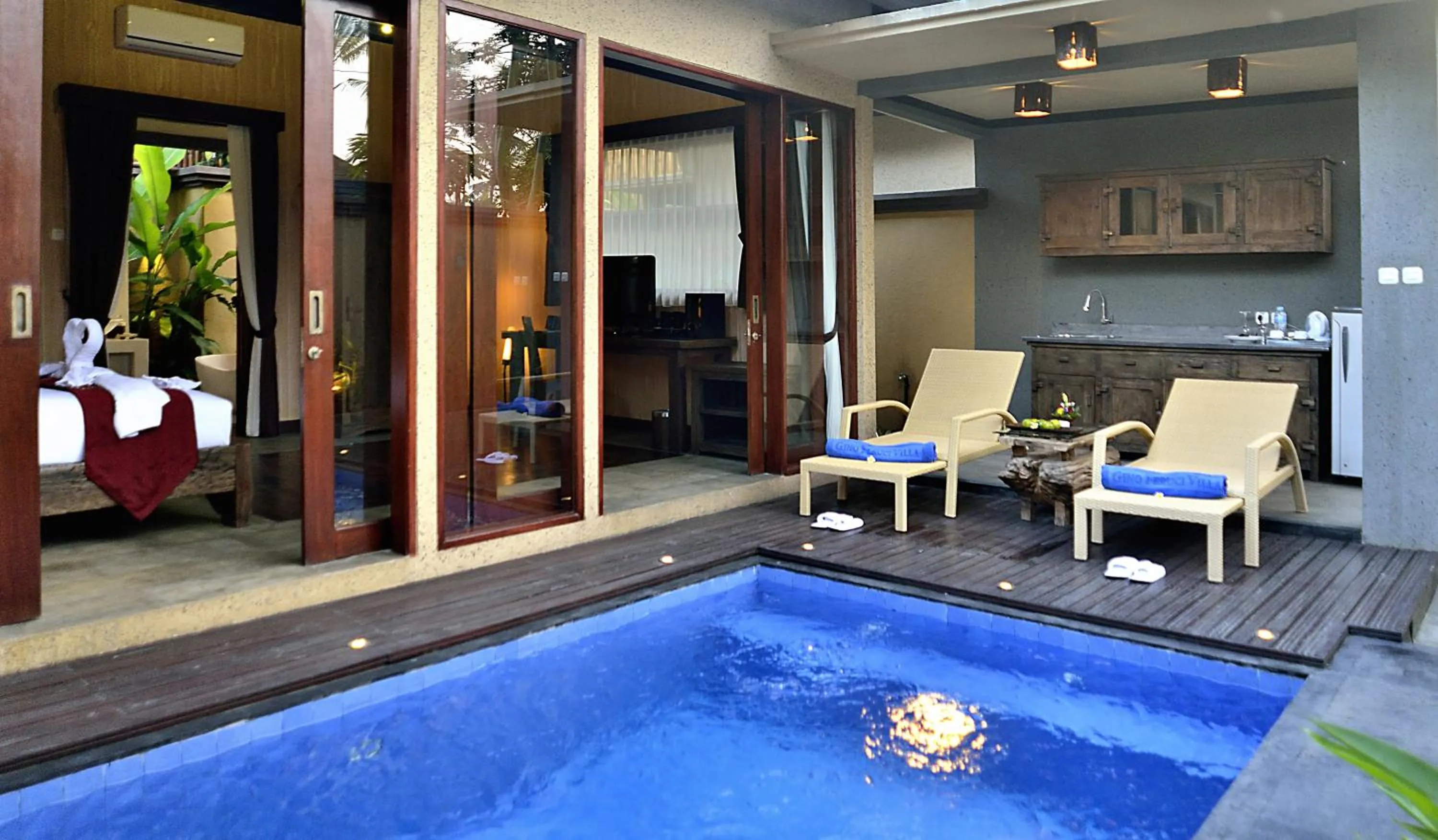 Swimming pool in Gino Feruci Villa Ubud by KAGUM Hotels
