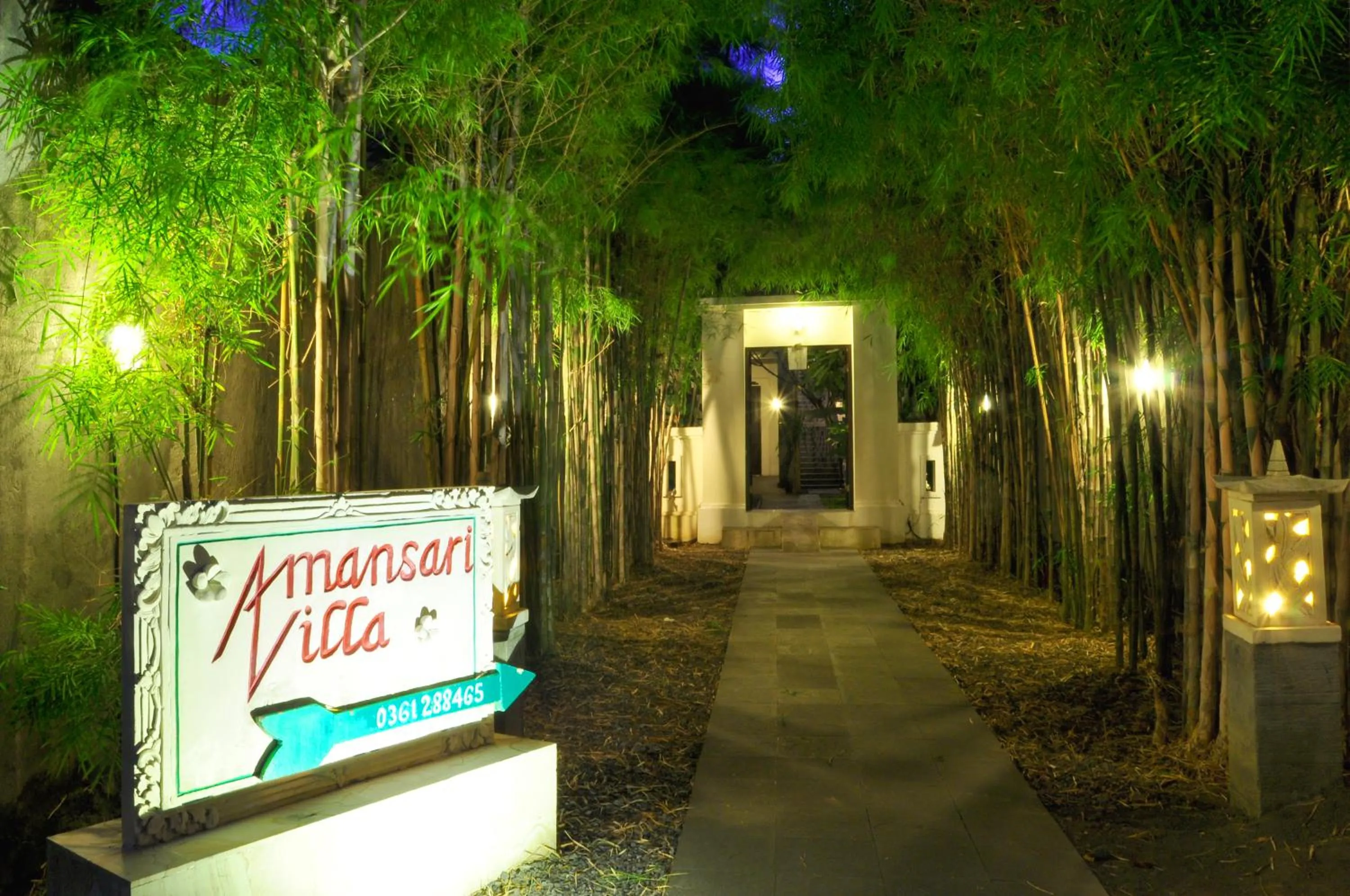 Facade/entrance in Sari Villa Sanur Beach