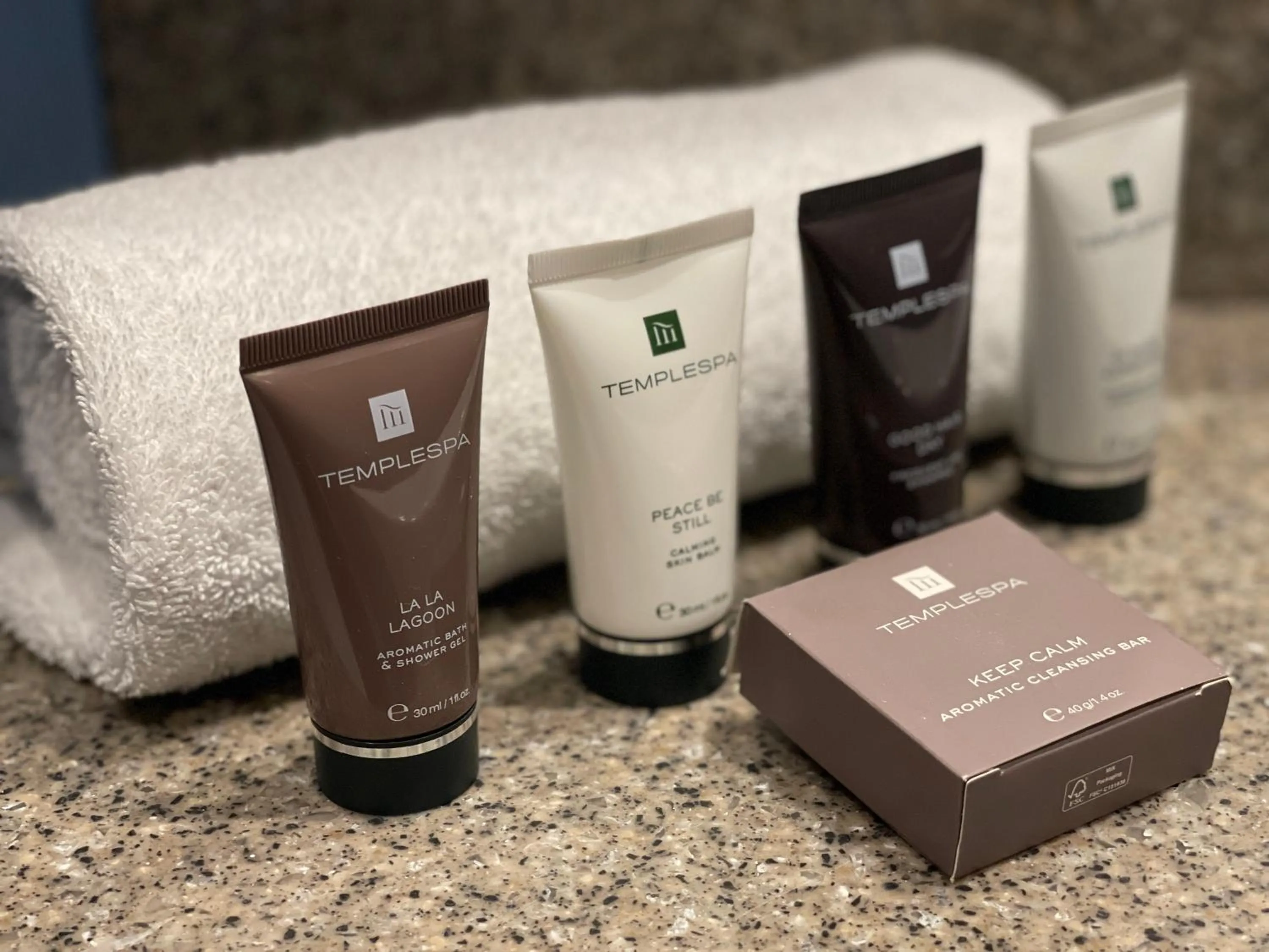 Bathroom in Hex Wildlife Hotel at Yorkshire Wildlife Park