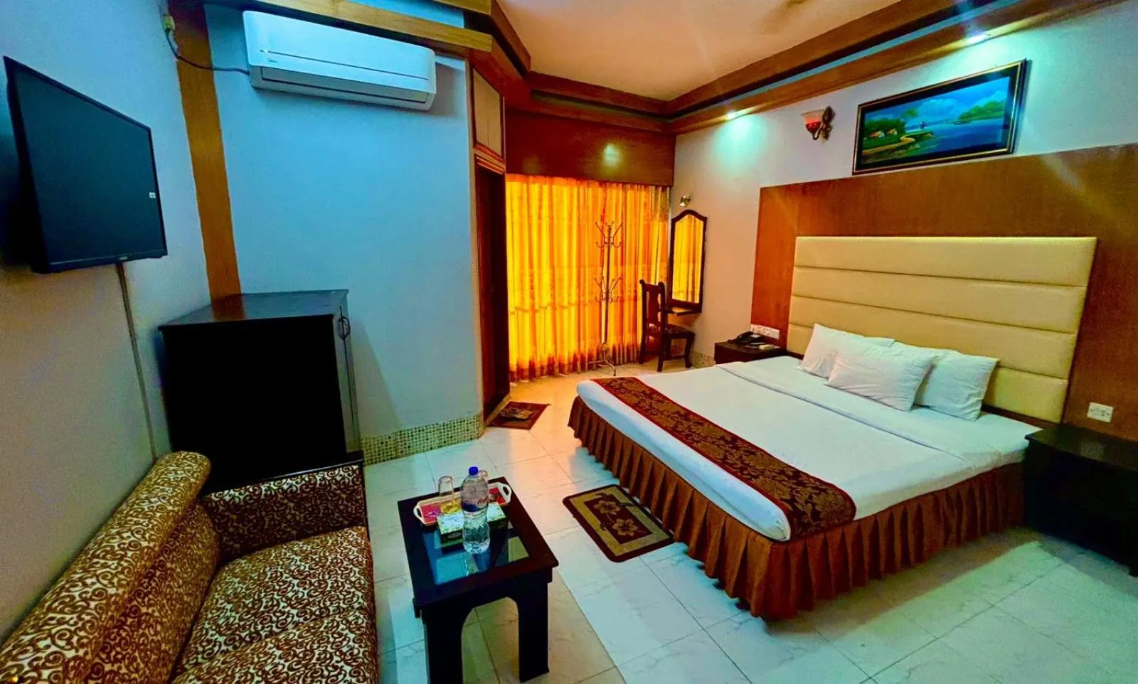 Bed in Hotel Sea World Cox's Bazar