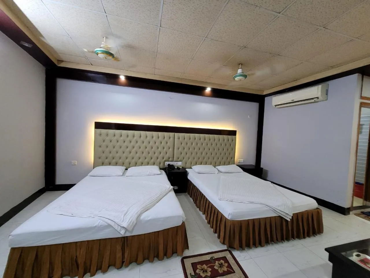 Bed in Hotel Sea World Cox's Bazar