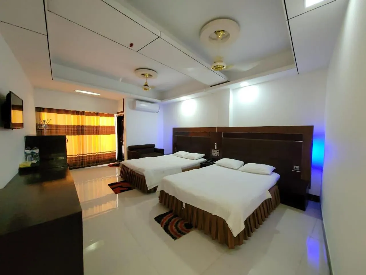 Bed in Hotel Sea World Cox's Bazar