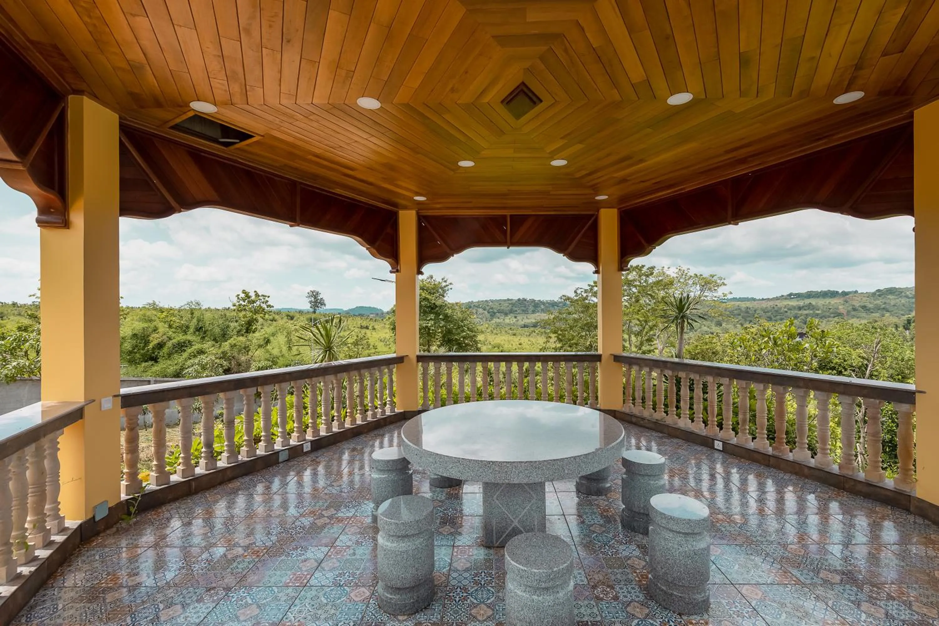 Sunrise in KNN RESORT Mondulkiri