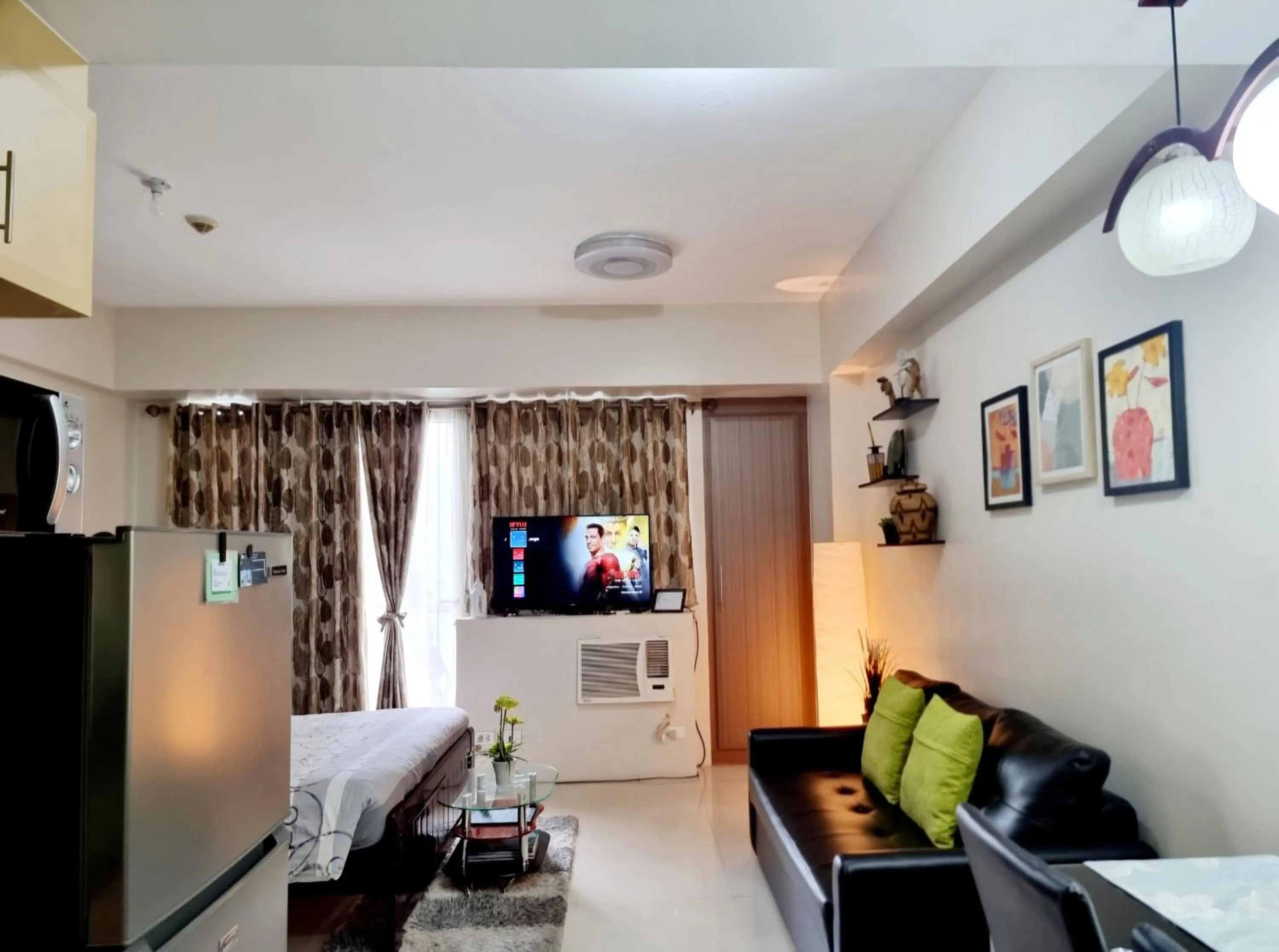 Bed in One Palm Tree Villas Condo Across NAIA Terminal 3