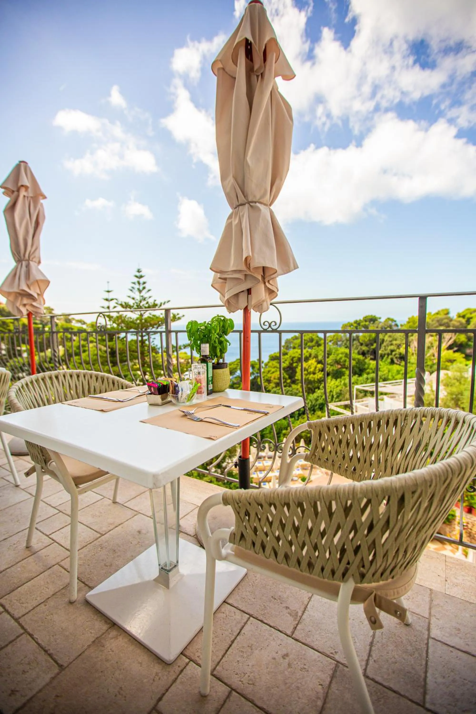 Lounge or bar in Hotel La Floridiana