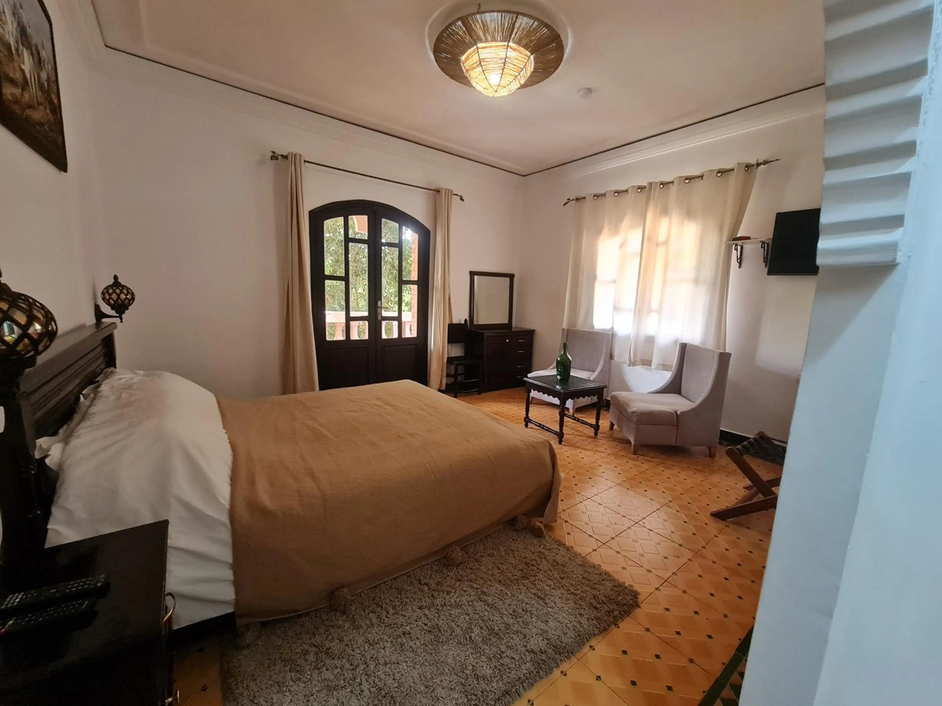 Bed in Targafit Hotel & Hammam