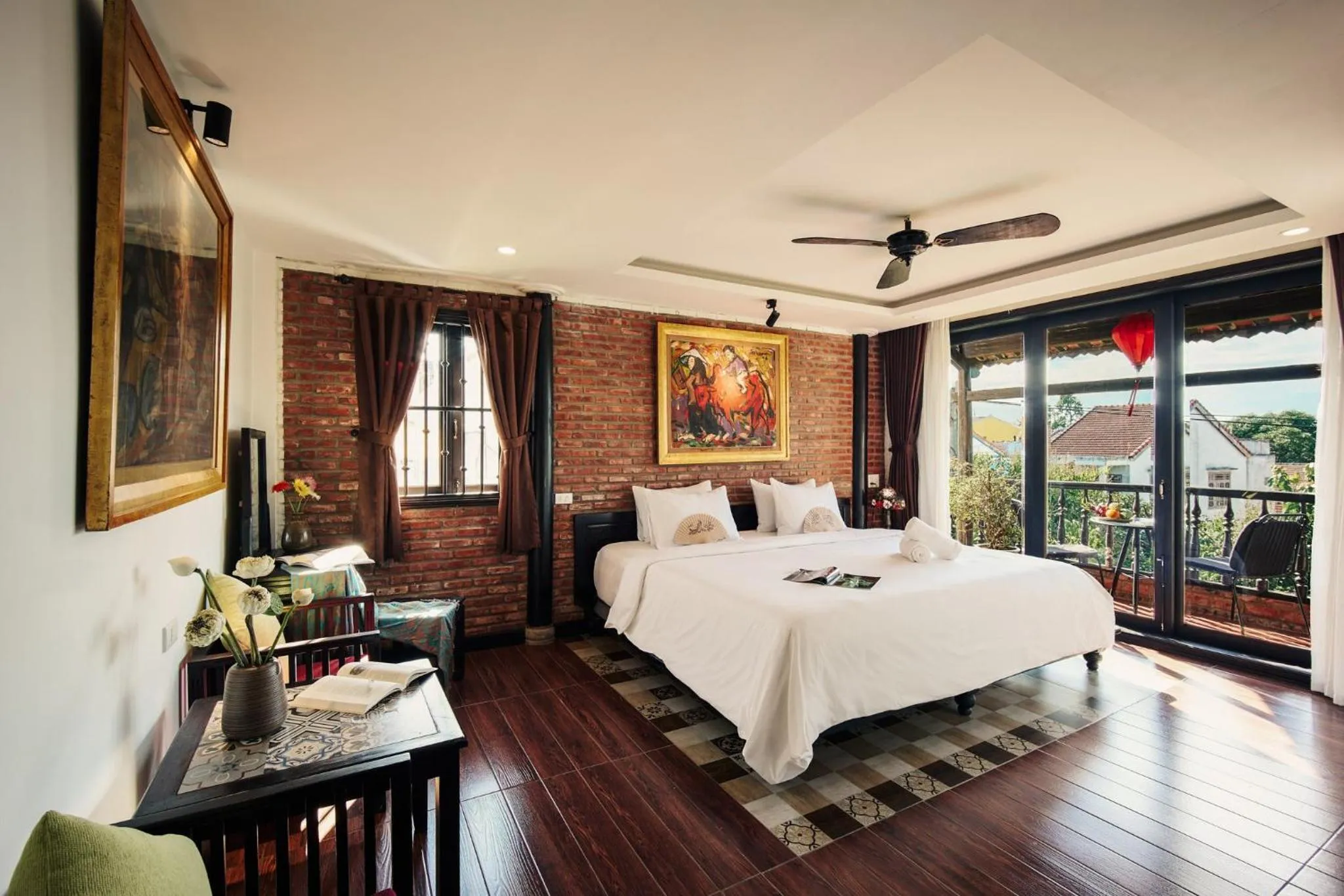 Photo of the whole room, Bed in Art Museum Villa Hoi An