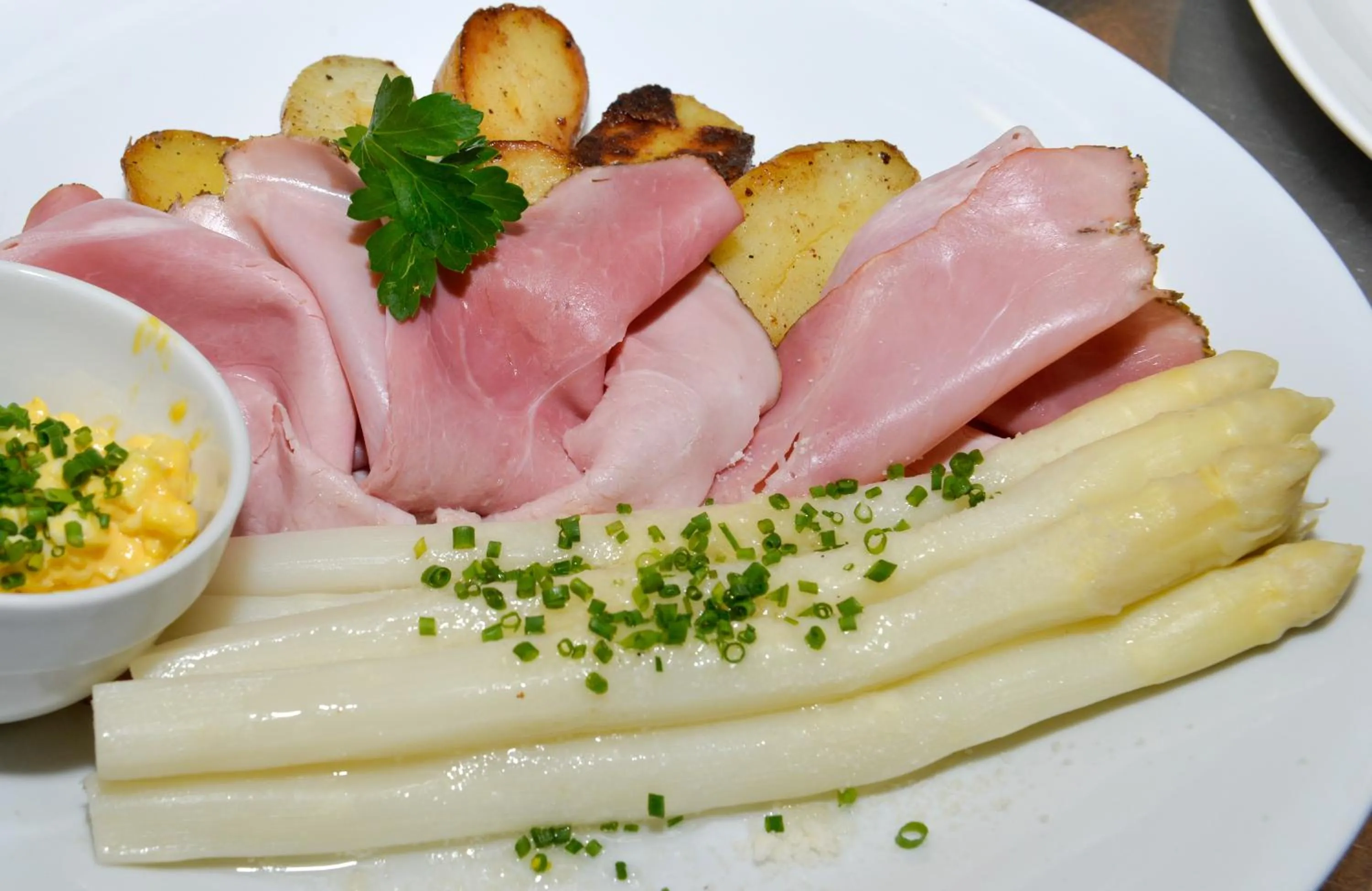 Restaurant/places to eat in VILLA NAJ