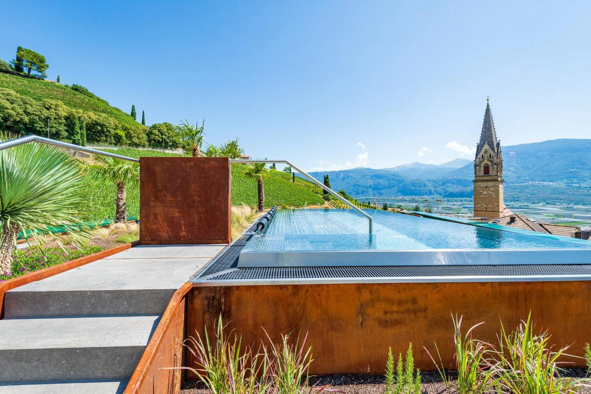 Hot Tub in VILLA NAJ