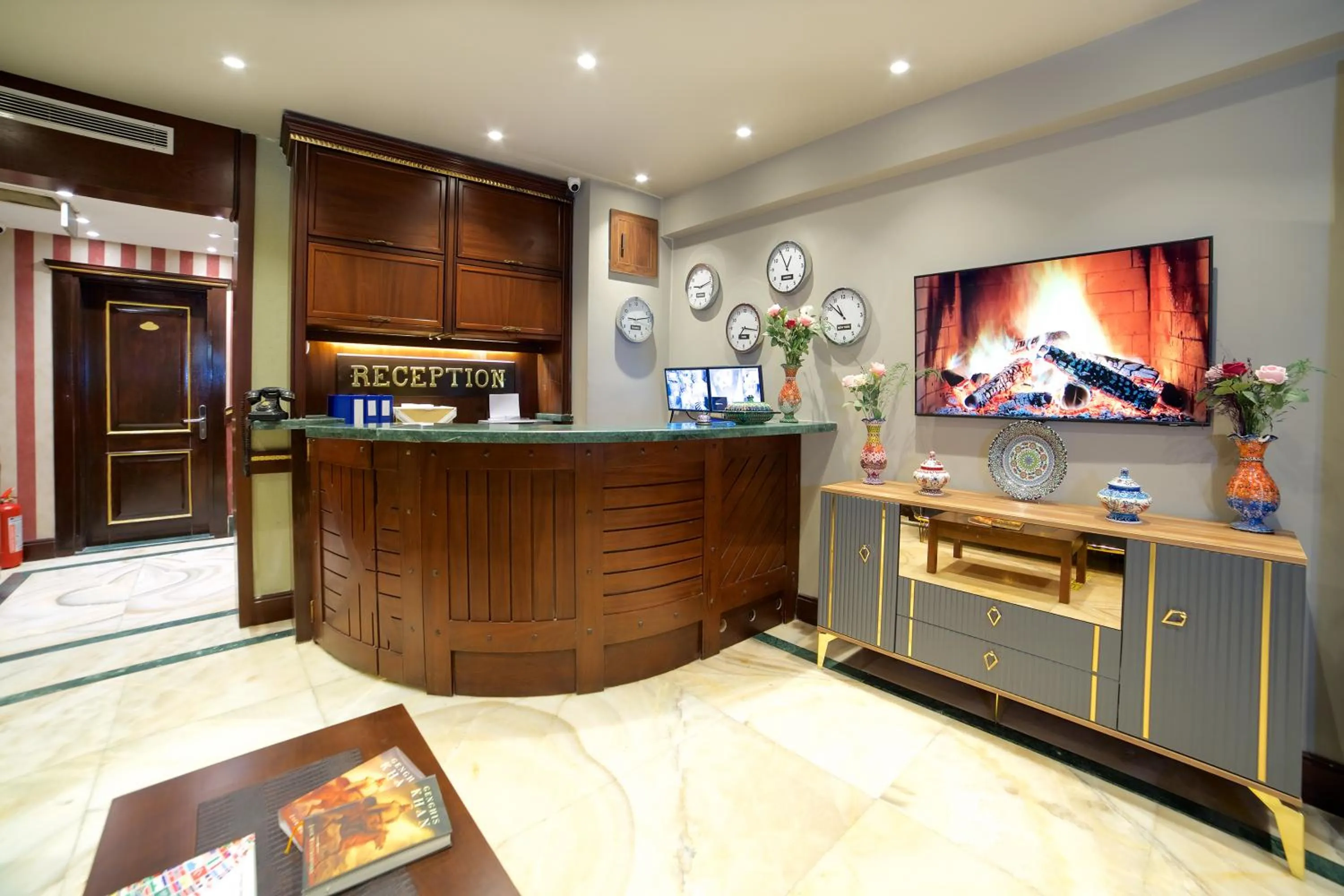 Lobby or reception in La Vida Old City Hotel