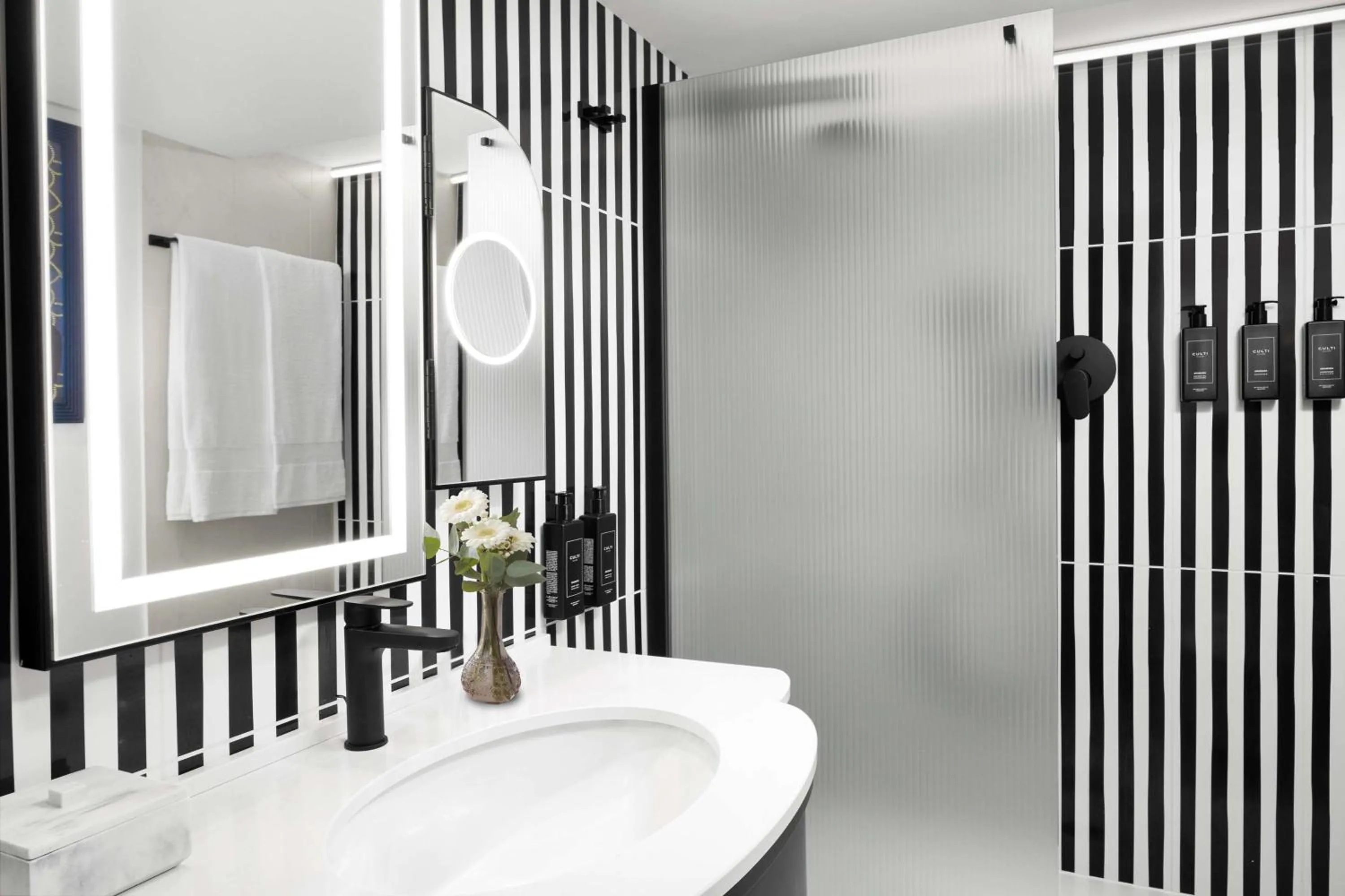 Bathroom in Anglo American Hotel Florence, Curio Collection By Hilton