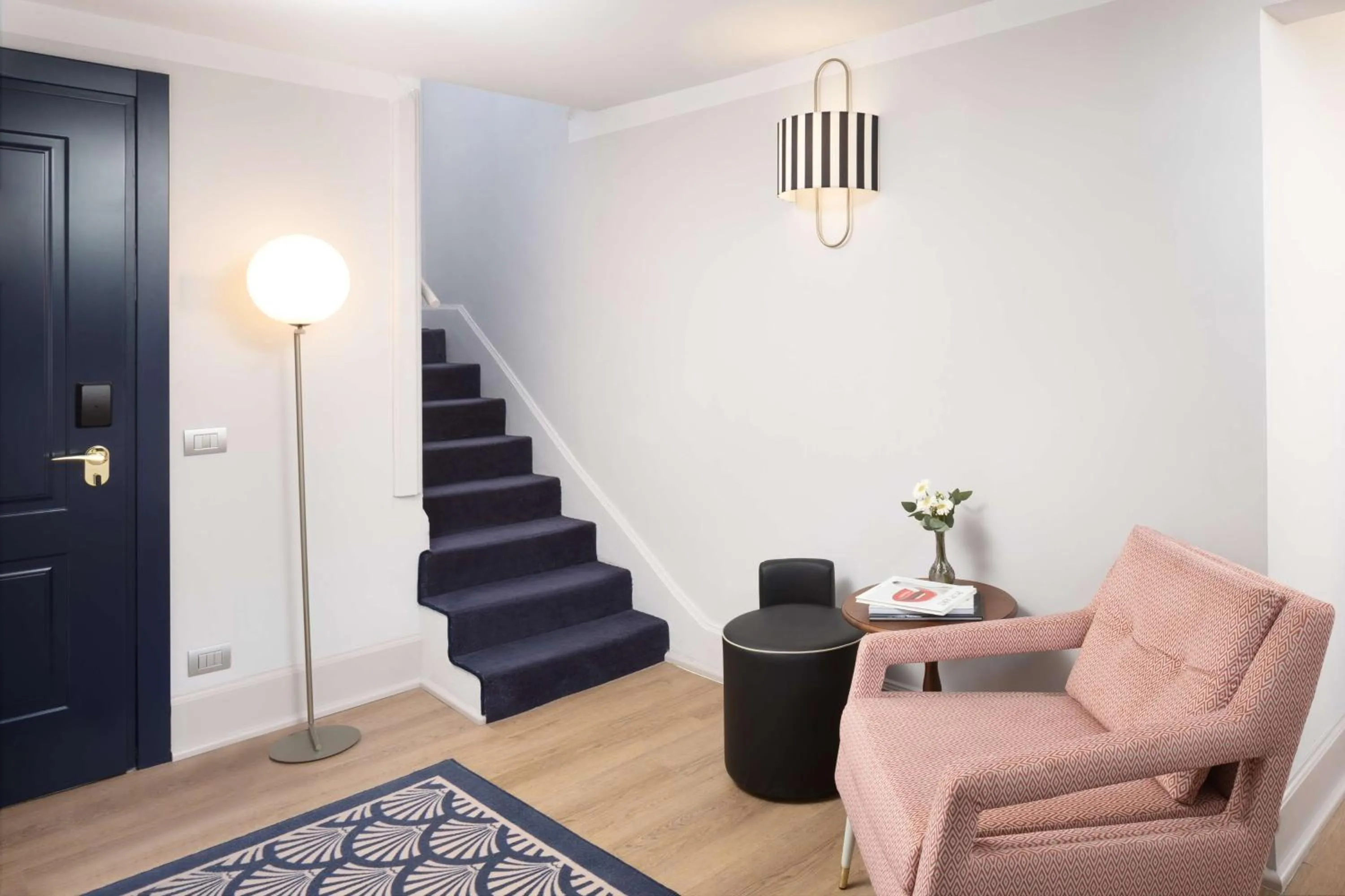 Photo of the whole room in Anglo American Hotel Florence, Curio Collection By Hilton