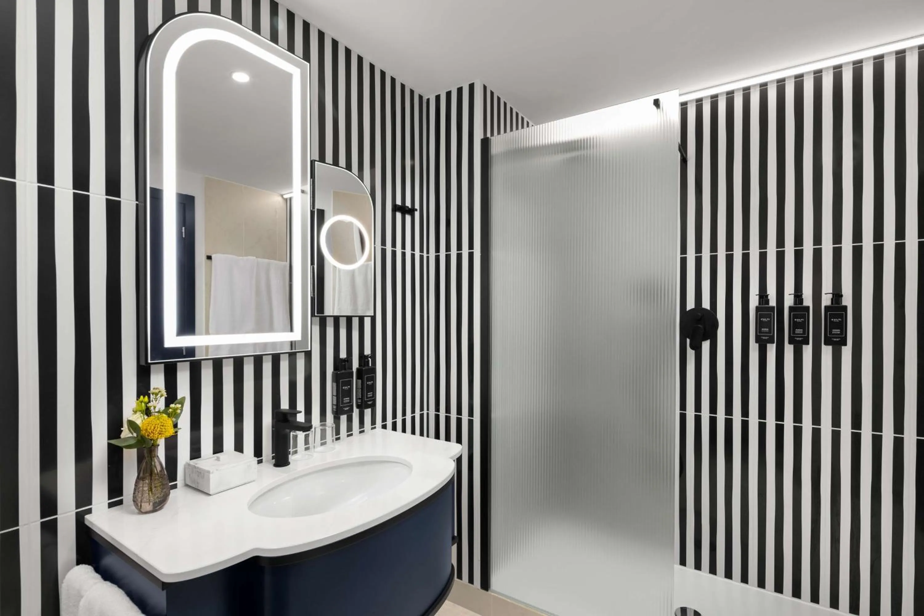 Bathroom in Anglo American Hotel Florence, Curio Collection By Hilton