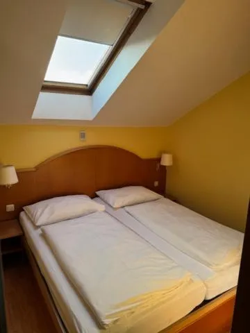 Bed in Gasthof Franzl