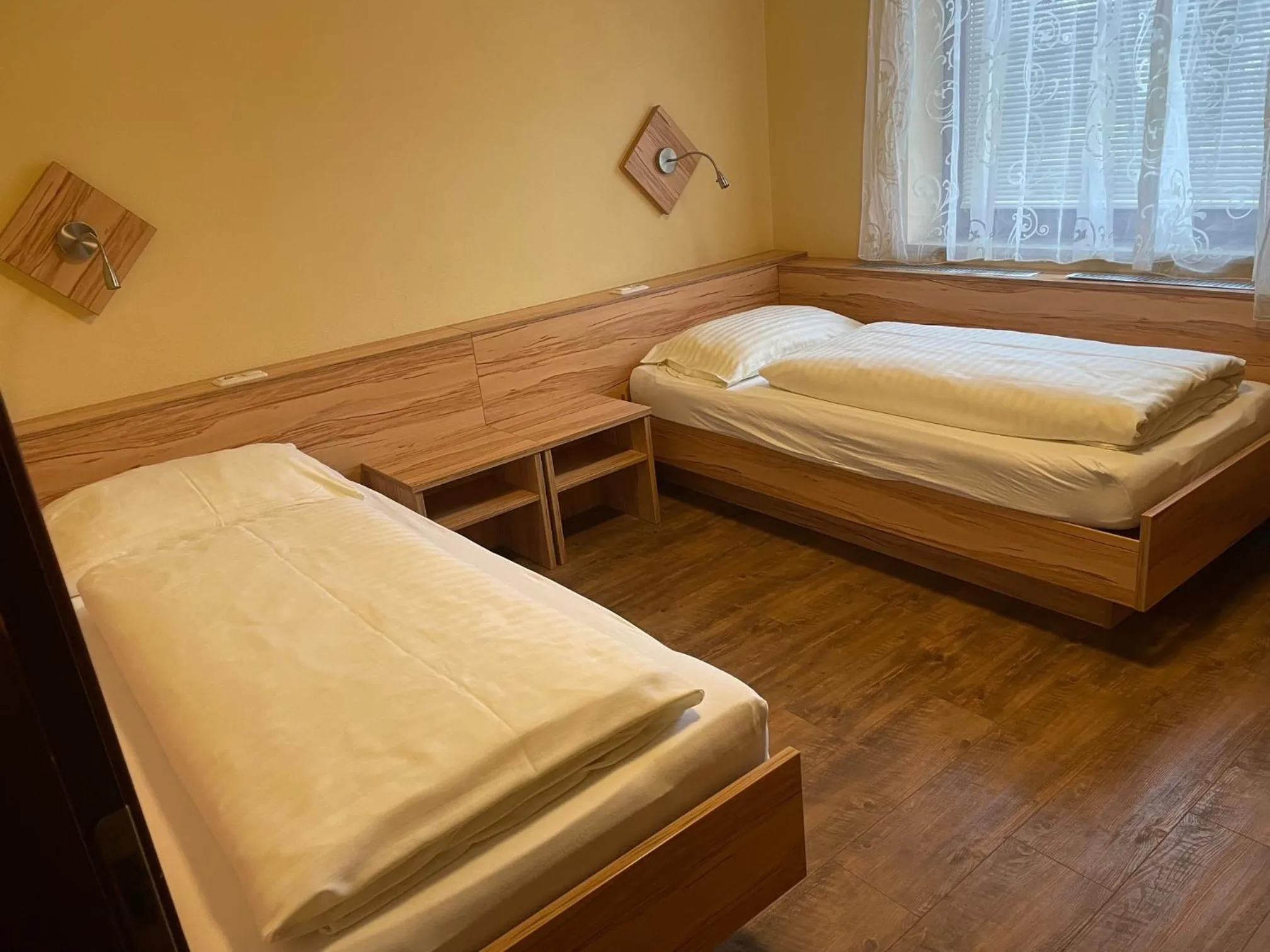 Photo of the whole room, Bed in Gasthof Franzl