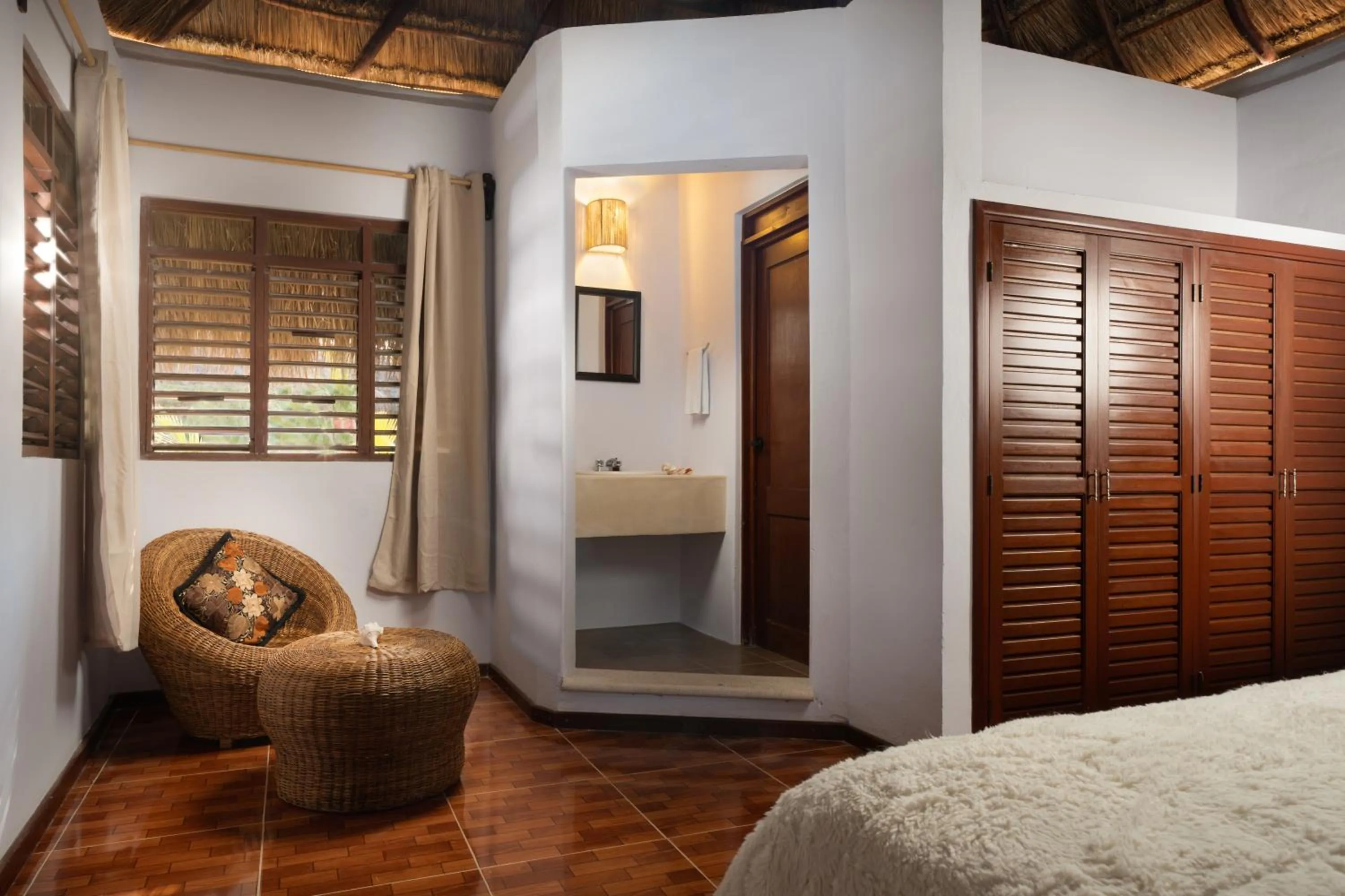 Seating area, Bed in Alito Tulum Hotel