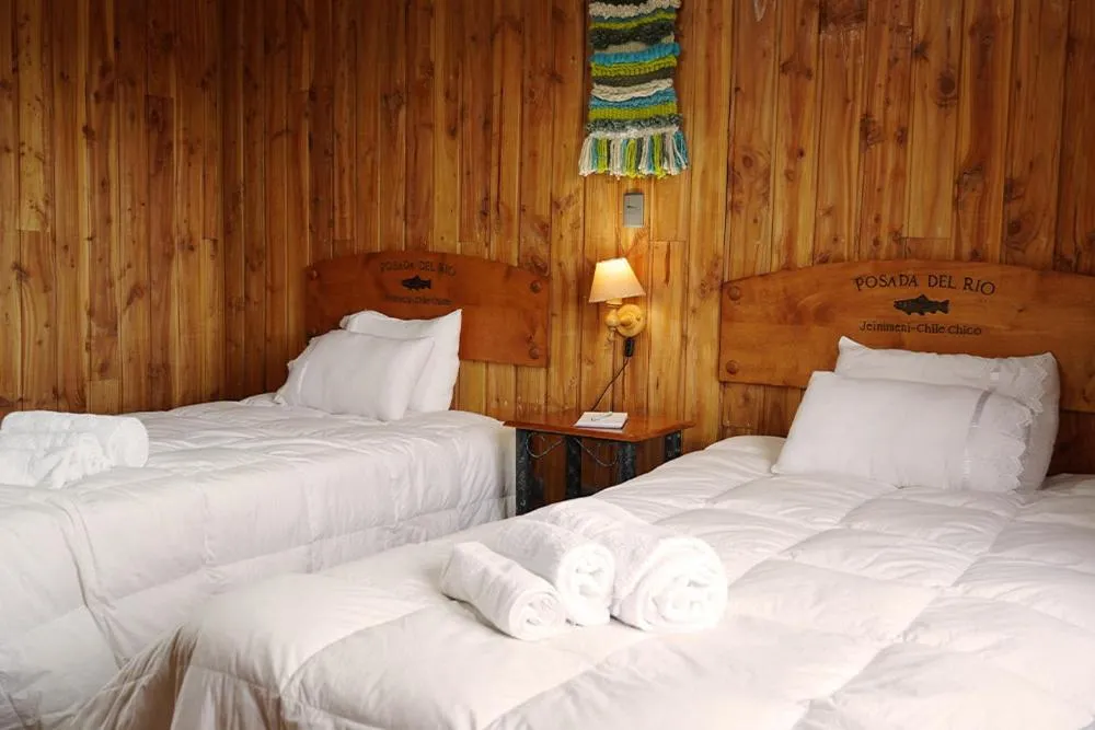 Bed in Hotel Posada del Río - Chile Chico
