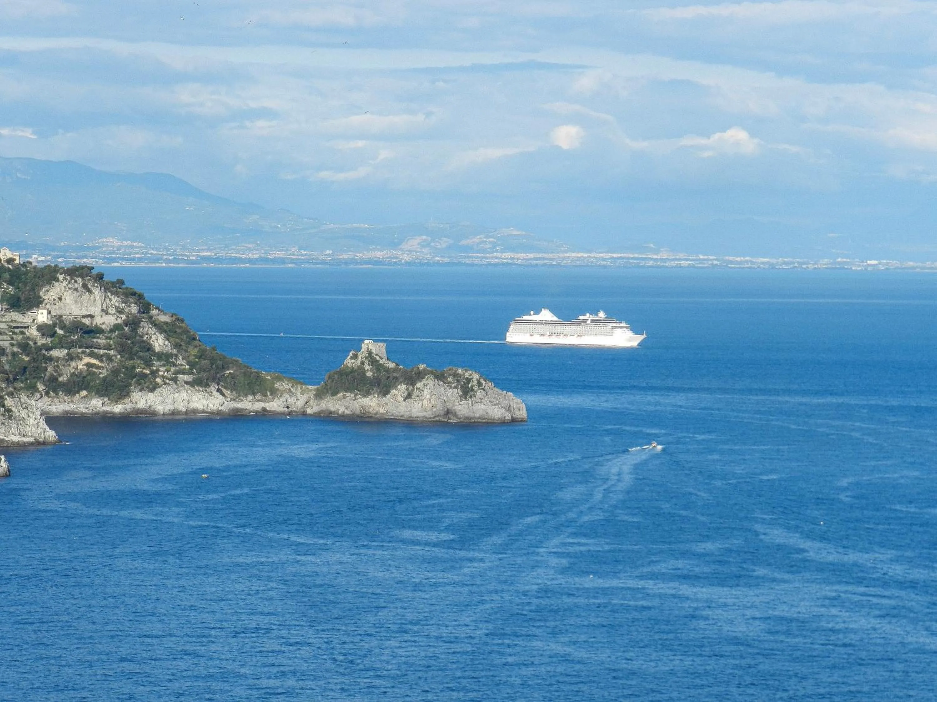 Natural landscape in Hotel Holiday