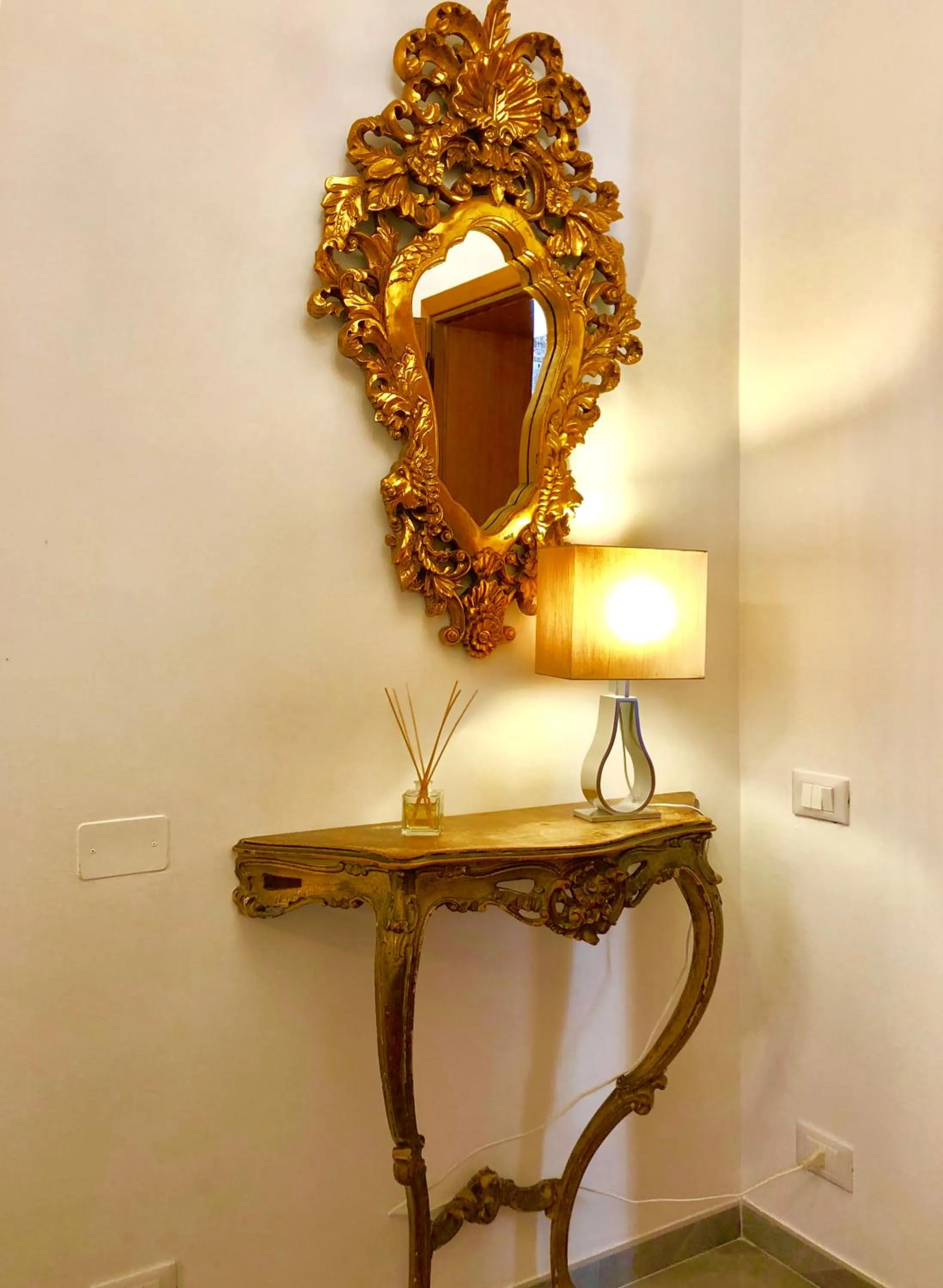 Decorative detail in Hotel Ariel Silva