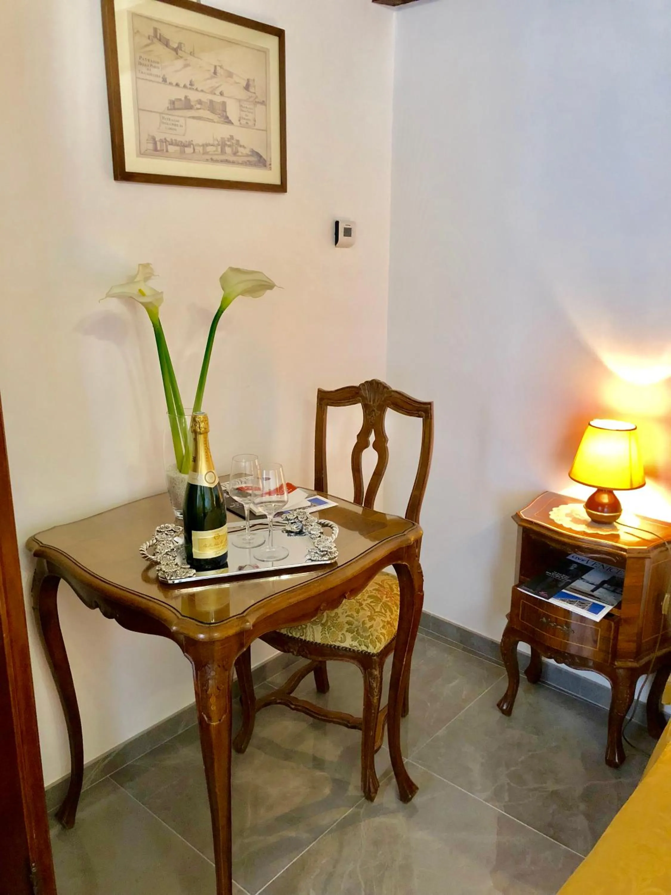 Decorative detail in Hotel Ariel Silva