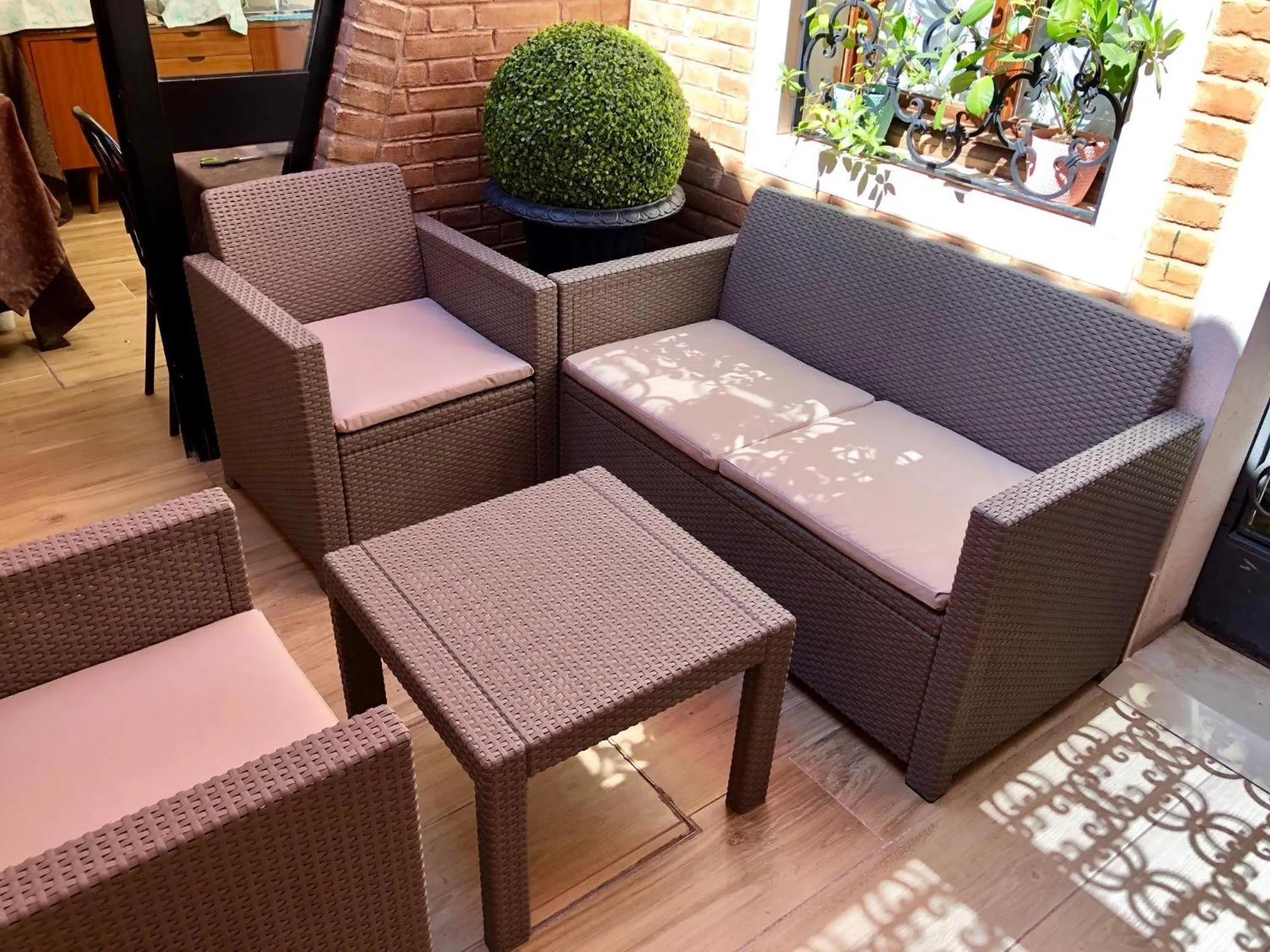 Patio in Hotel Ariel Silva