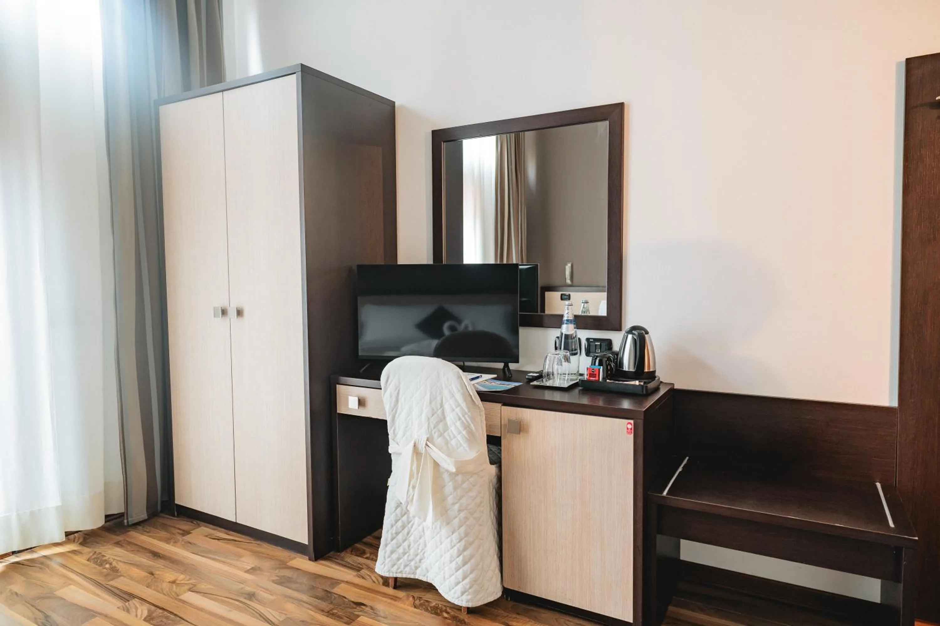 Bedroom in Hotel Carignano