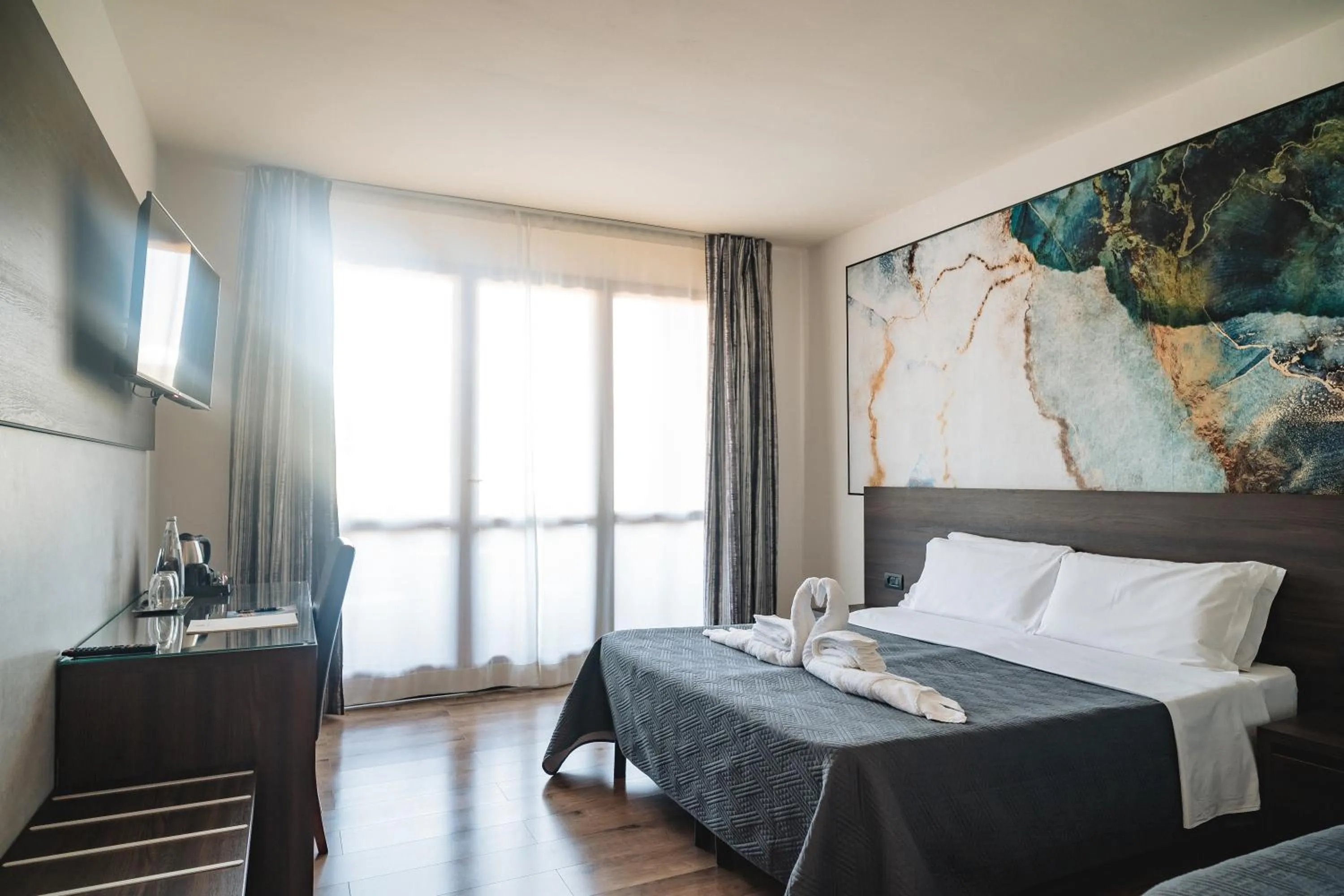 Bedroom, Bed in Hotel Carignano