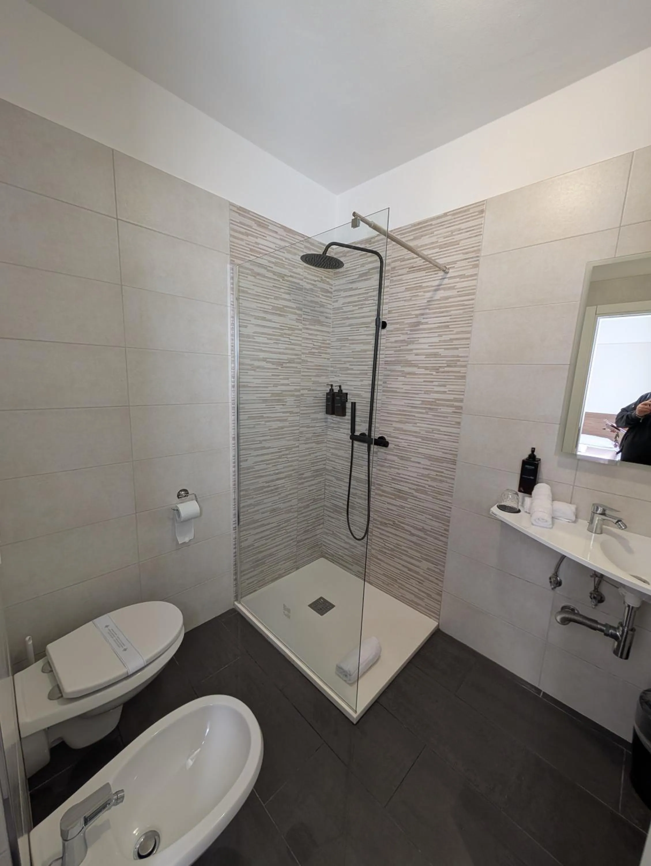 Bathroom in Hotel Carignano