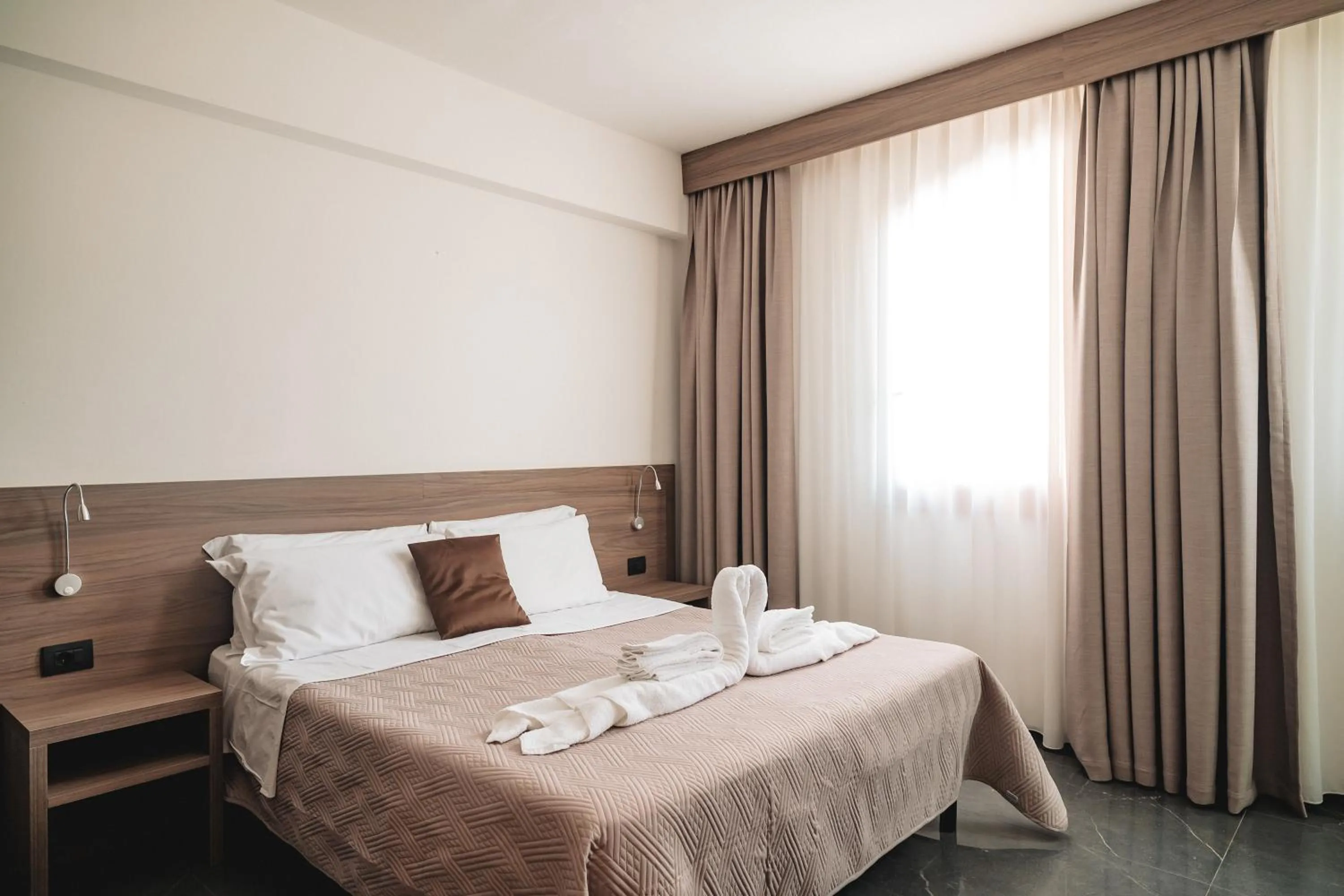 Bedroom, Bed in Hotel Carignano