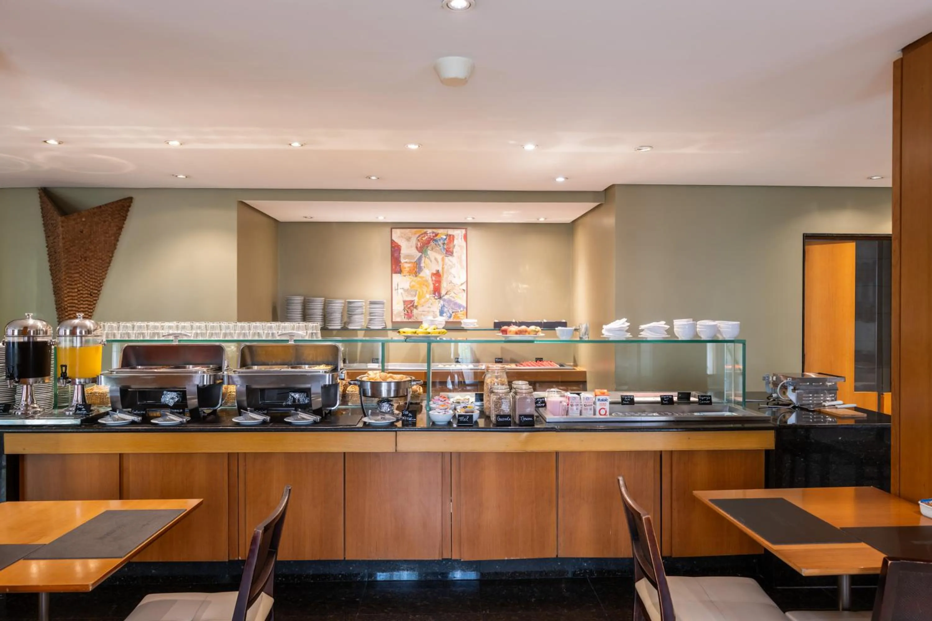 Restaurant/places to eat in DELPLAZA Marabá São Paulo