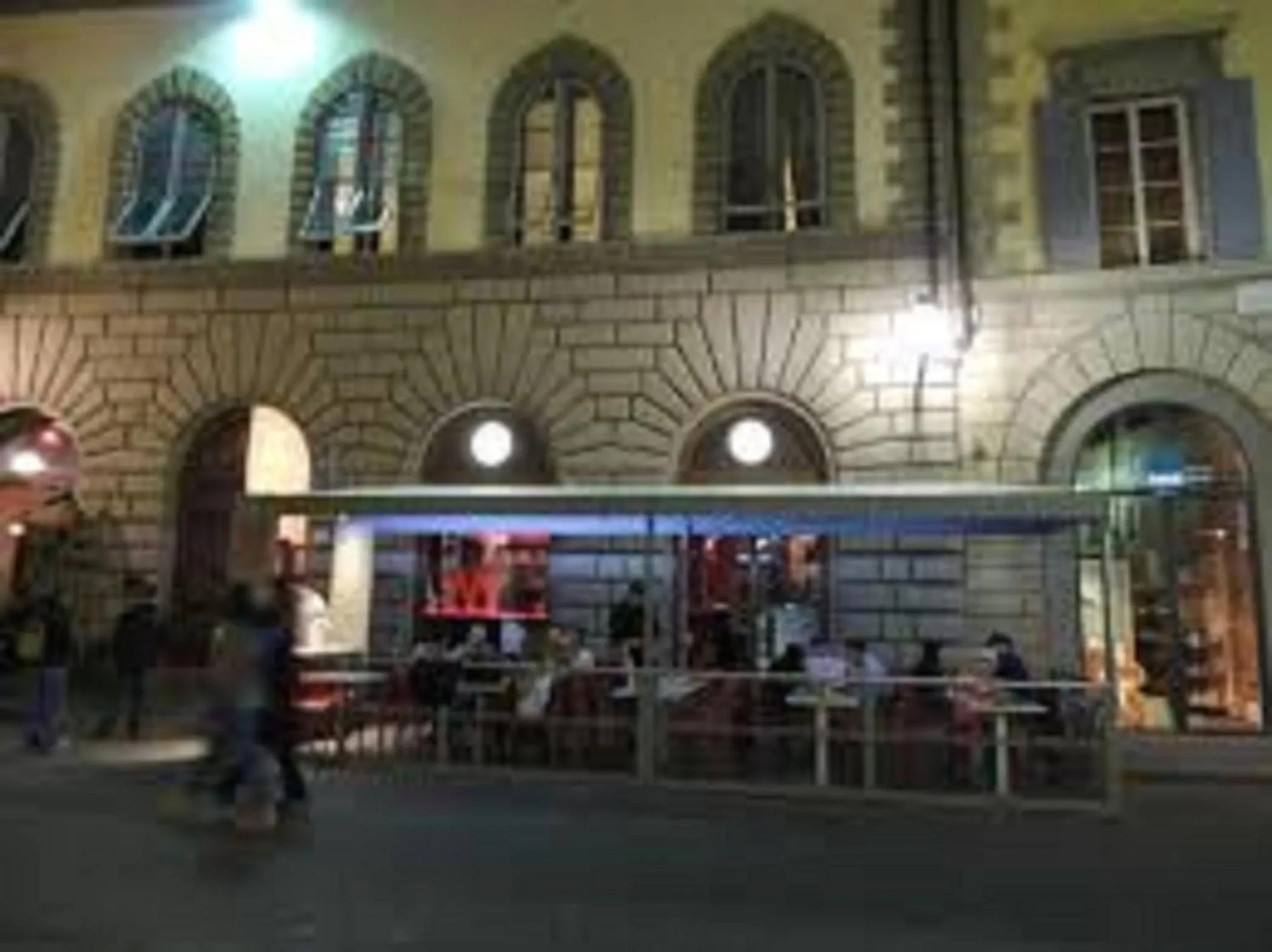 Restaurant/places to eat in Palazzo dei Ciompi Suites