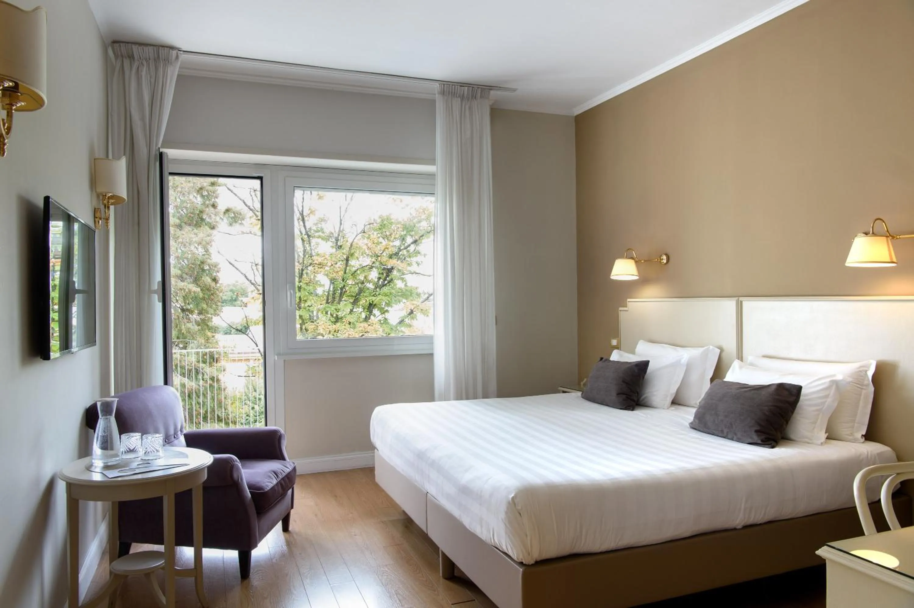 Bedroom, Bed in Silva Hotel Splendid