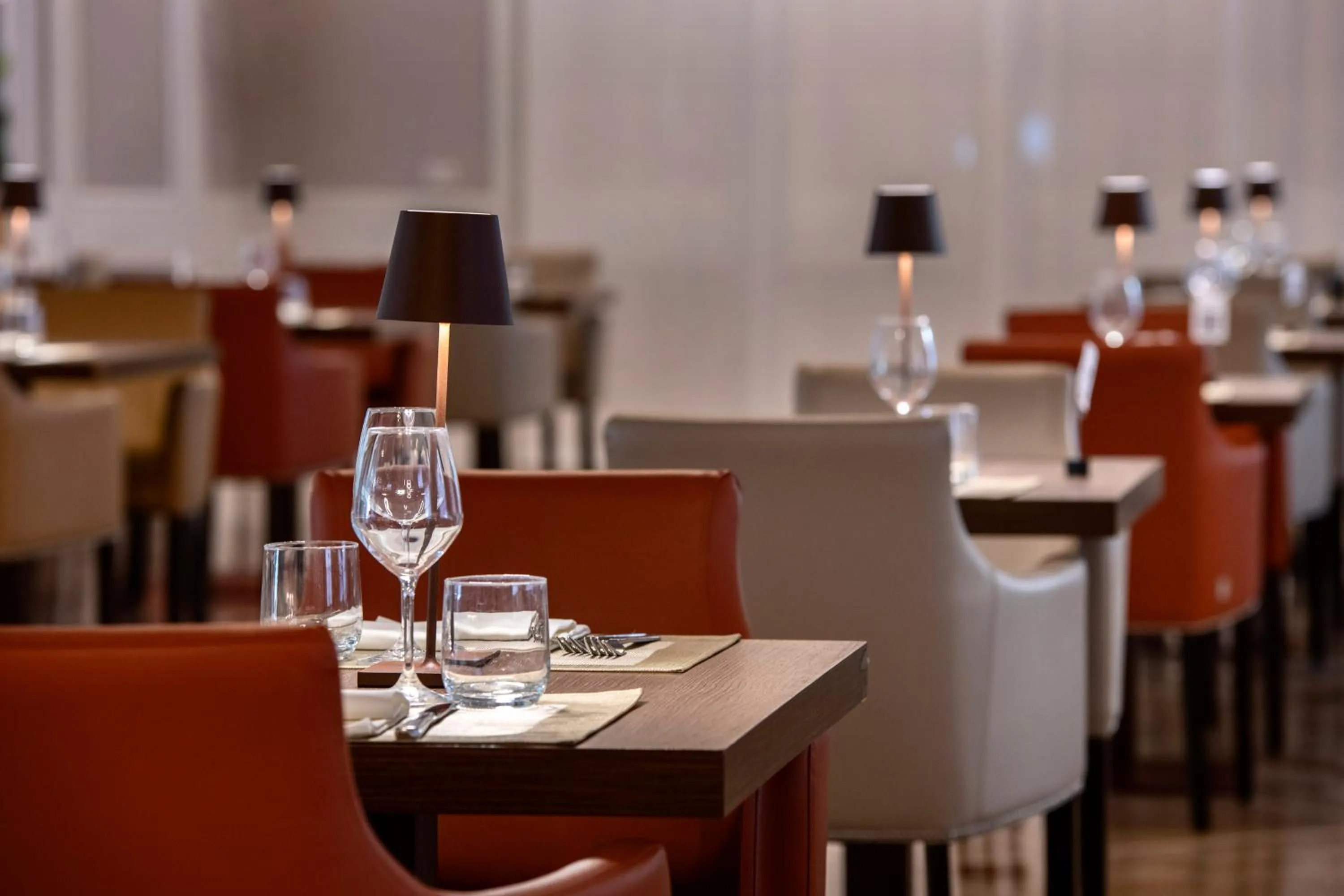 Restaurant/places to eat in Silva Hotel Splendid