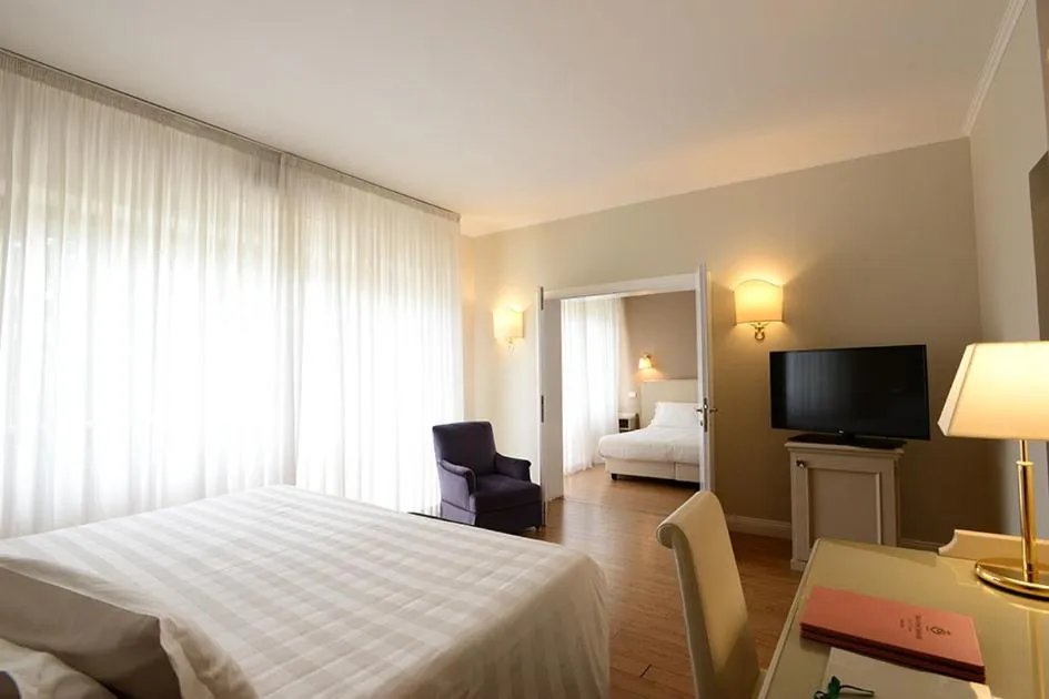 Photo of the whole room, Bed in Silva Hotel Splendid