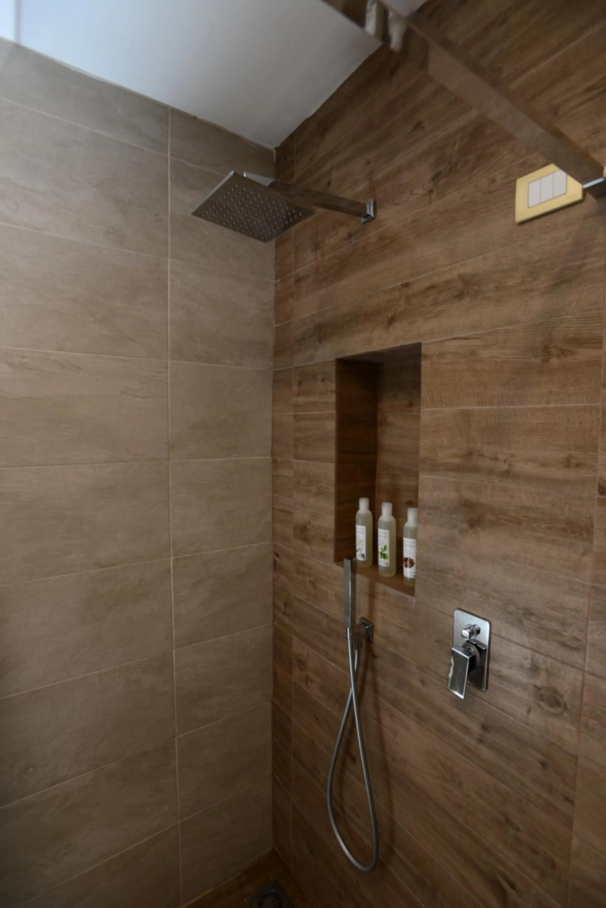 Shower in Silva Hotel Splendid