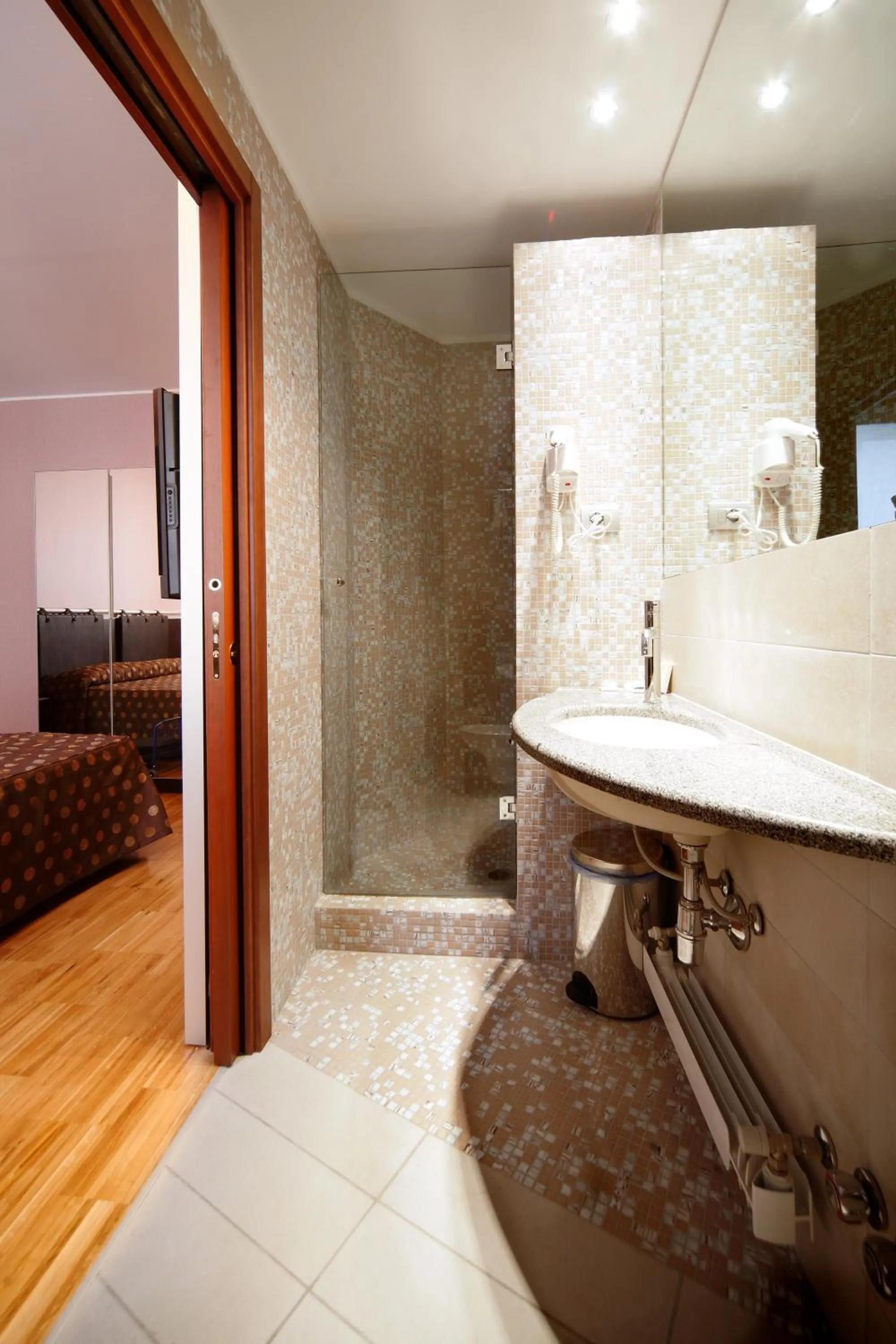 Bathroom in Hotel Terminal