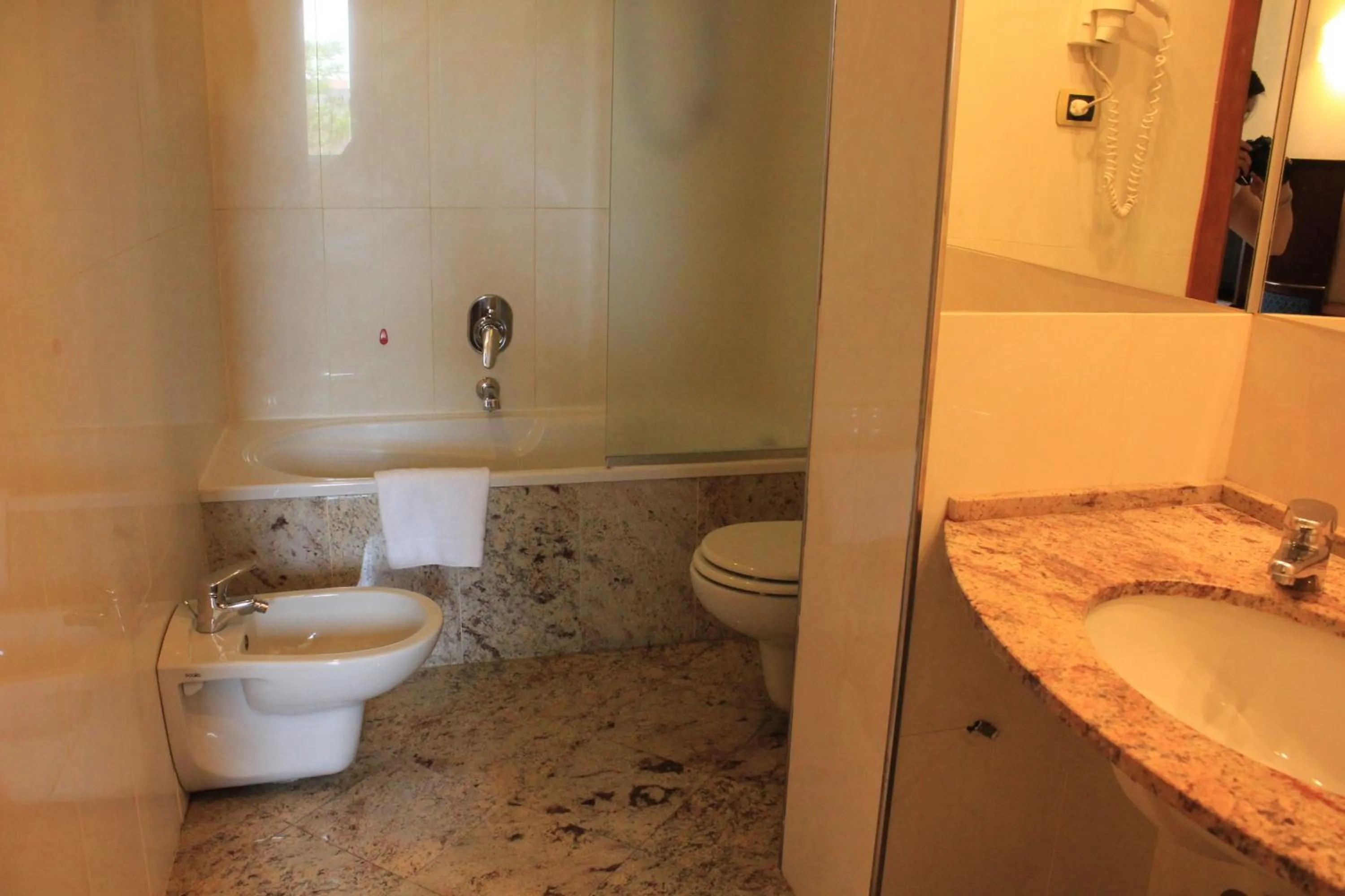 Bathroom in Hotel Terminal