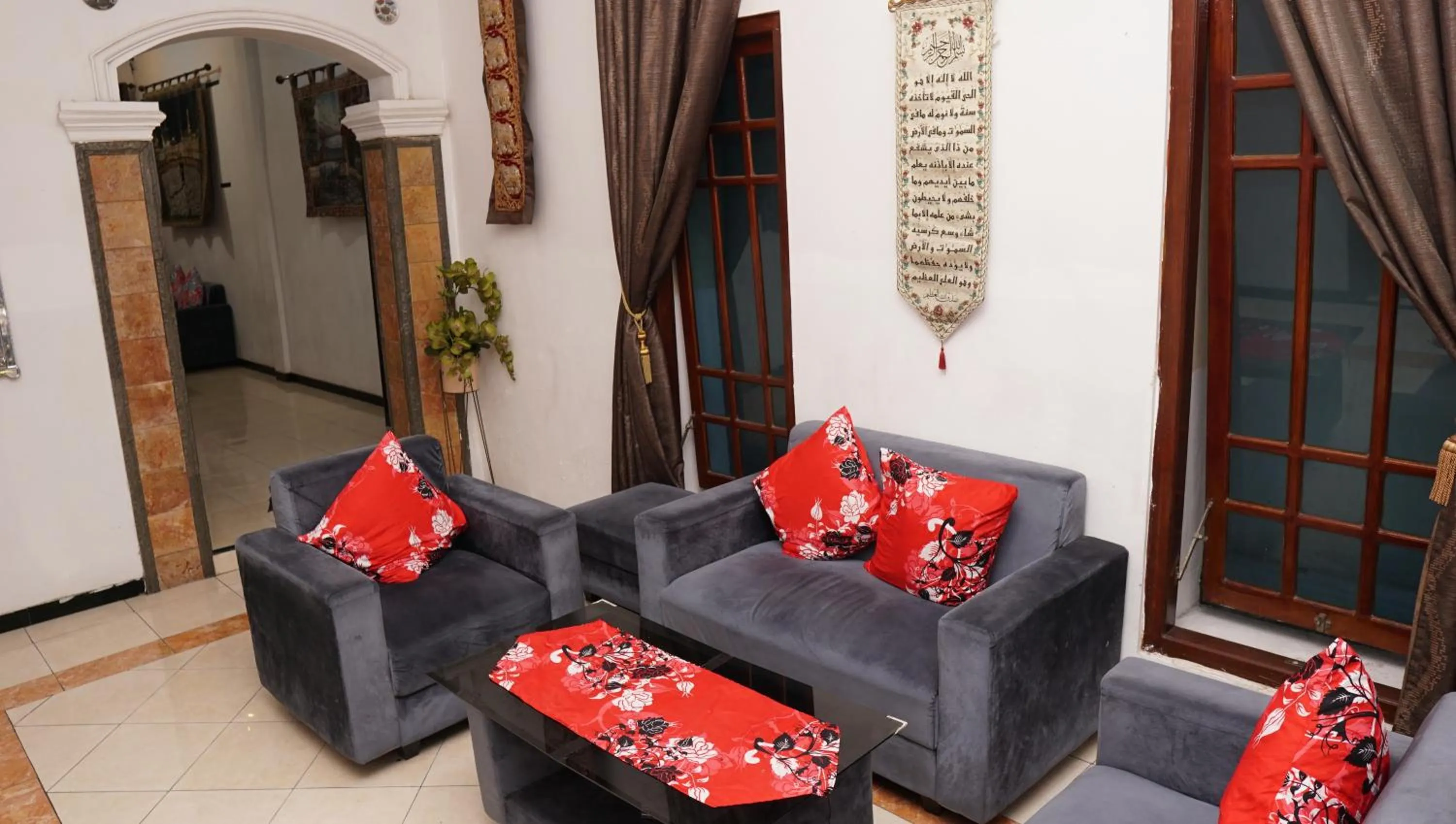 Living room in Jazz Room Kampung Inggris Syariah