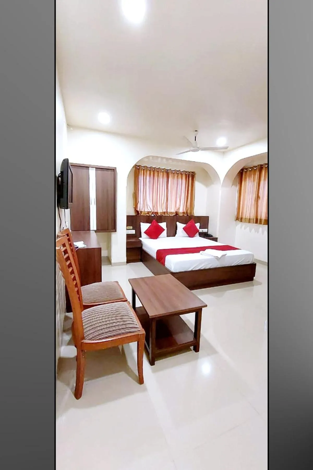 View (from property/room), Bed in Hotel Sagar