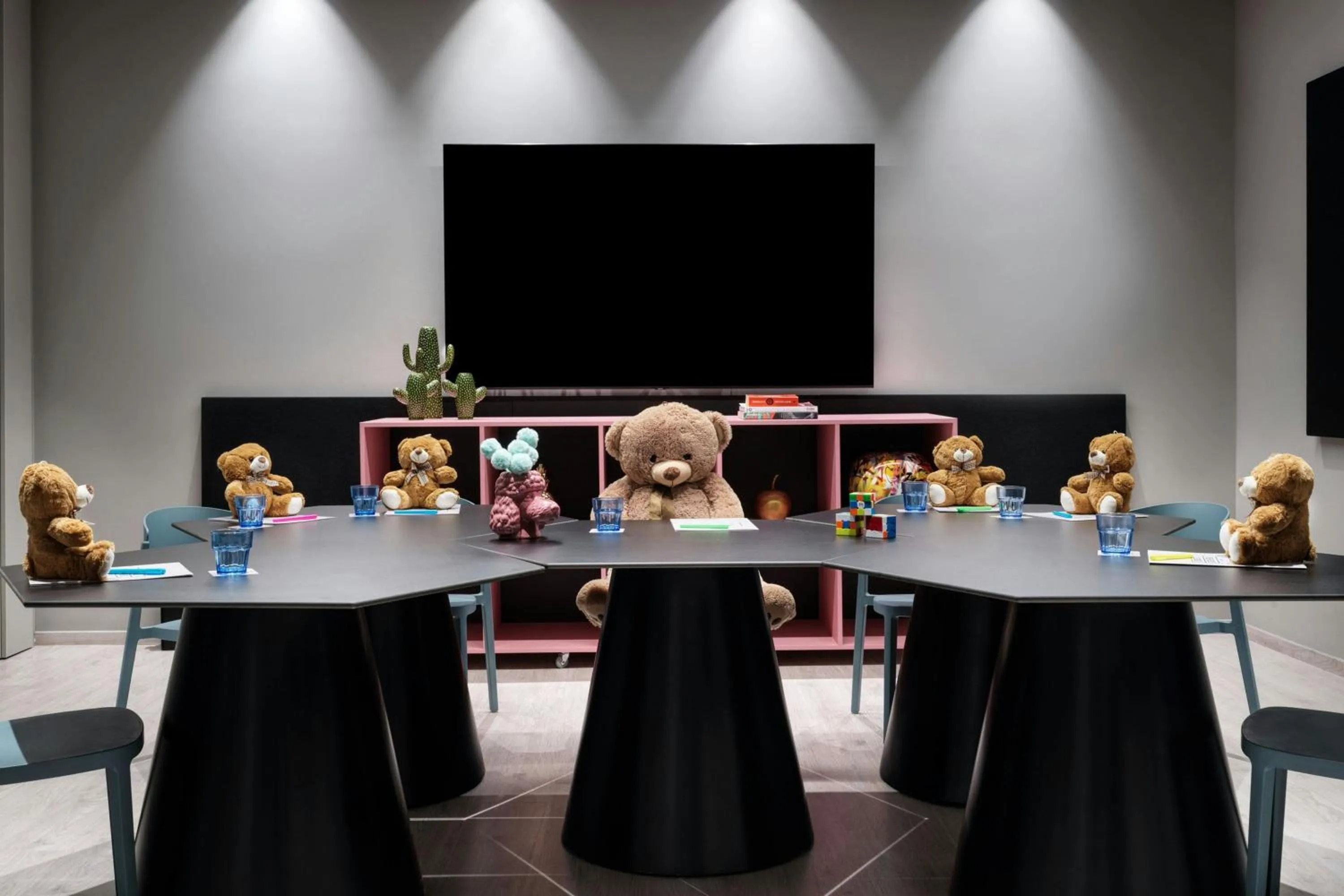 Meeting/conference room in Moxy Athens City