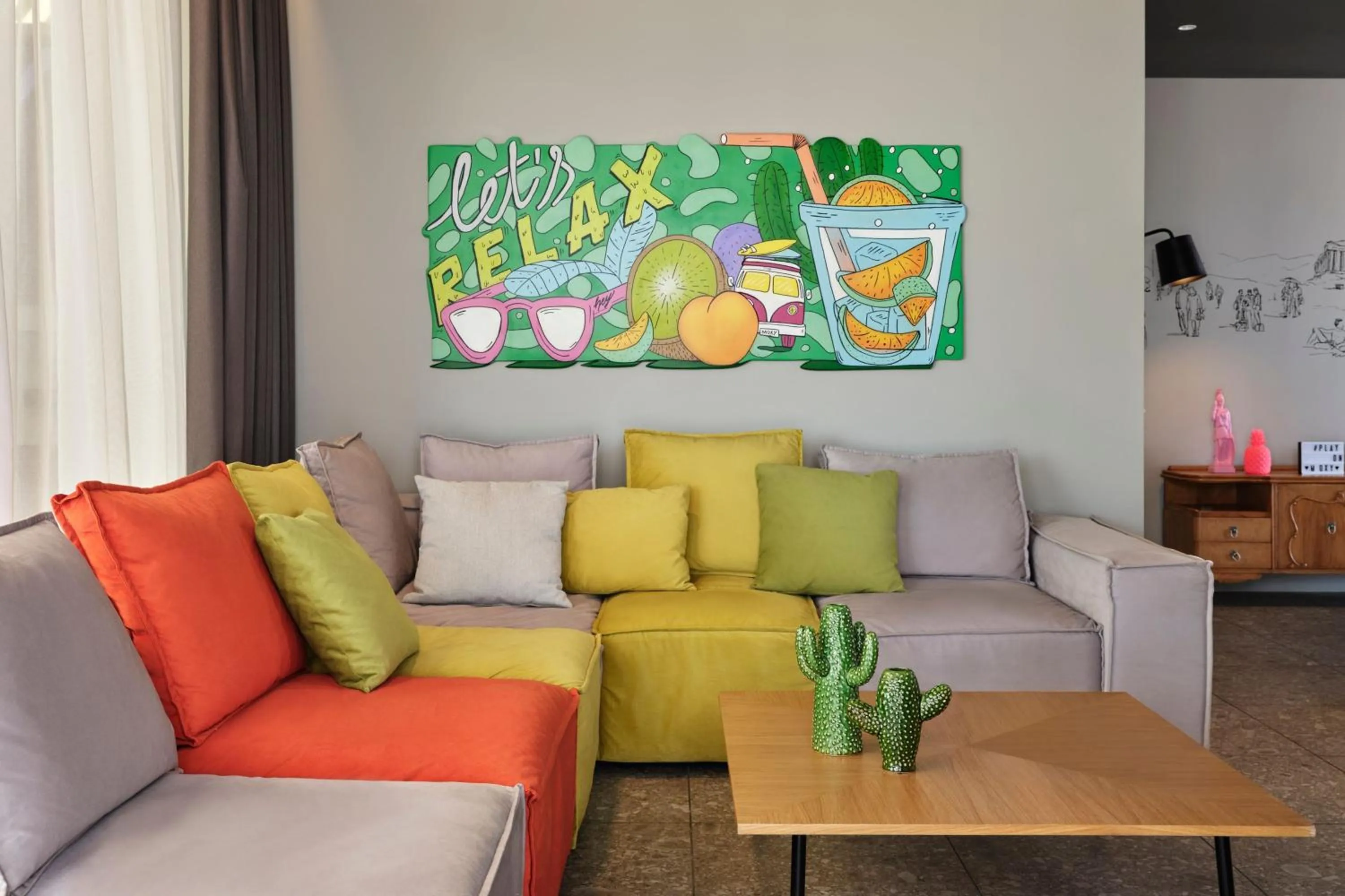 Living room in Moxy Athens City