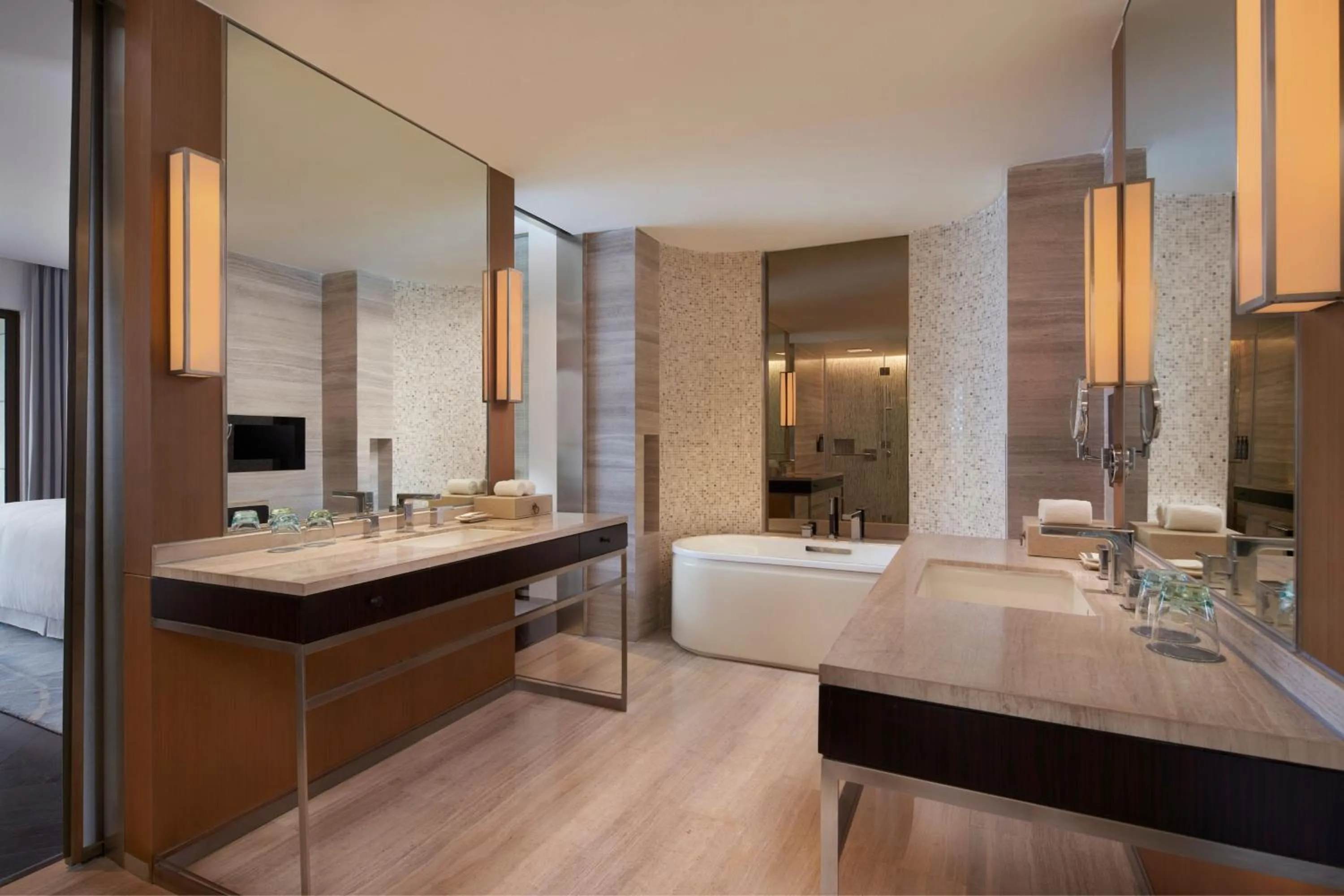 Bathroom, Bed in The Westin Haikou