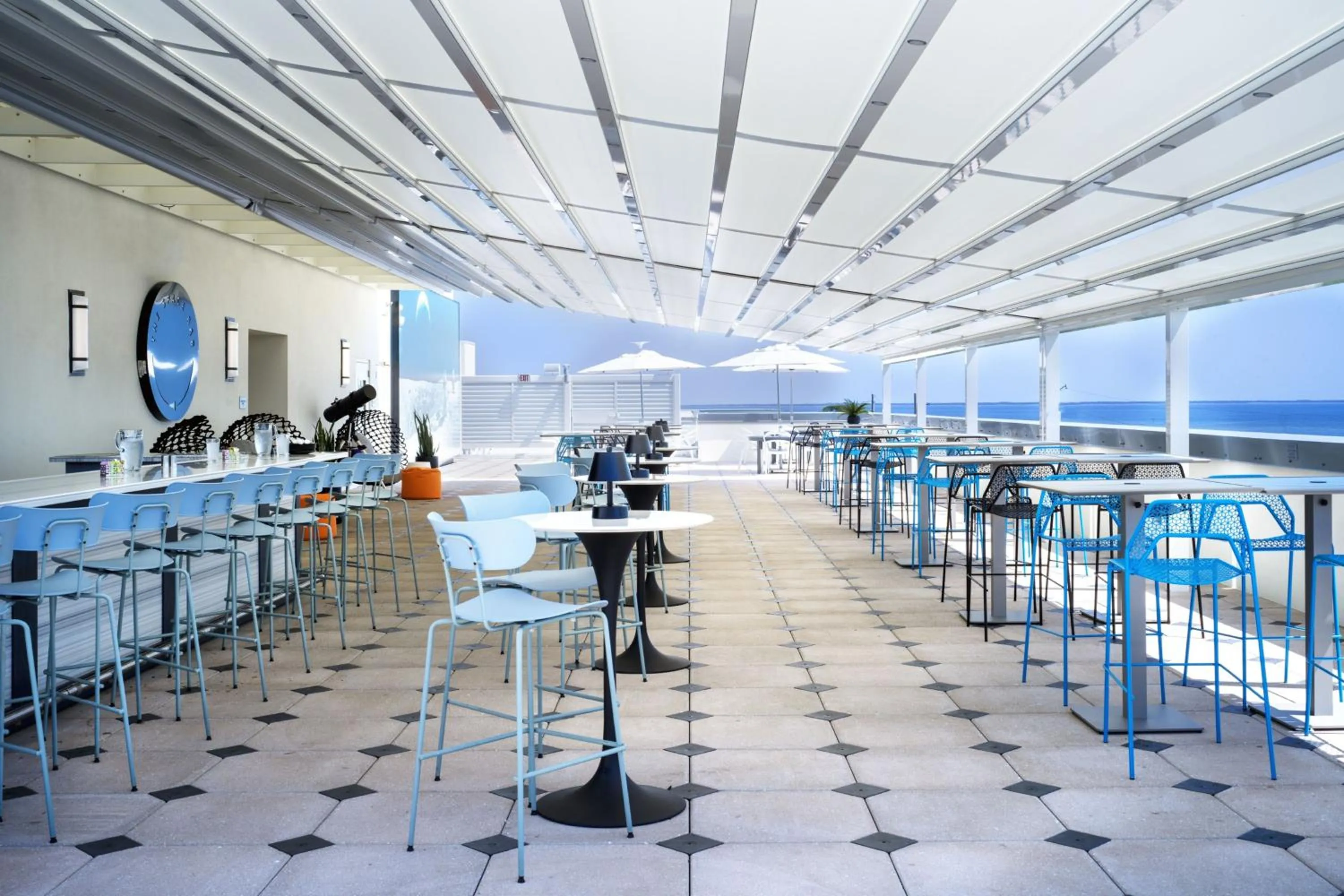 Lounge or bar in Courtyard By Marriott Titusville Kennedy Space Center